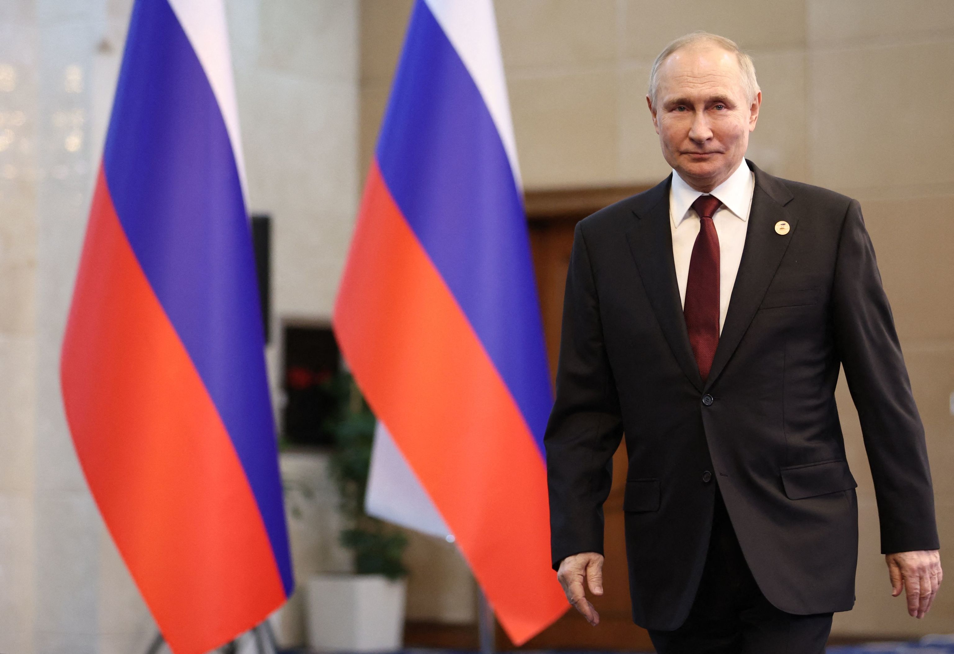 Putin avisa de que quien lance un ataque nuclear contra Rusia será aniquilado