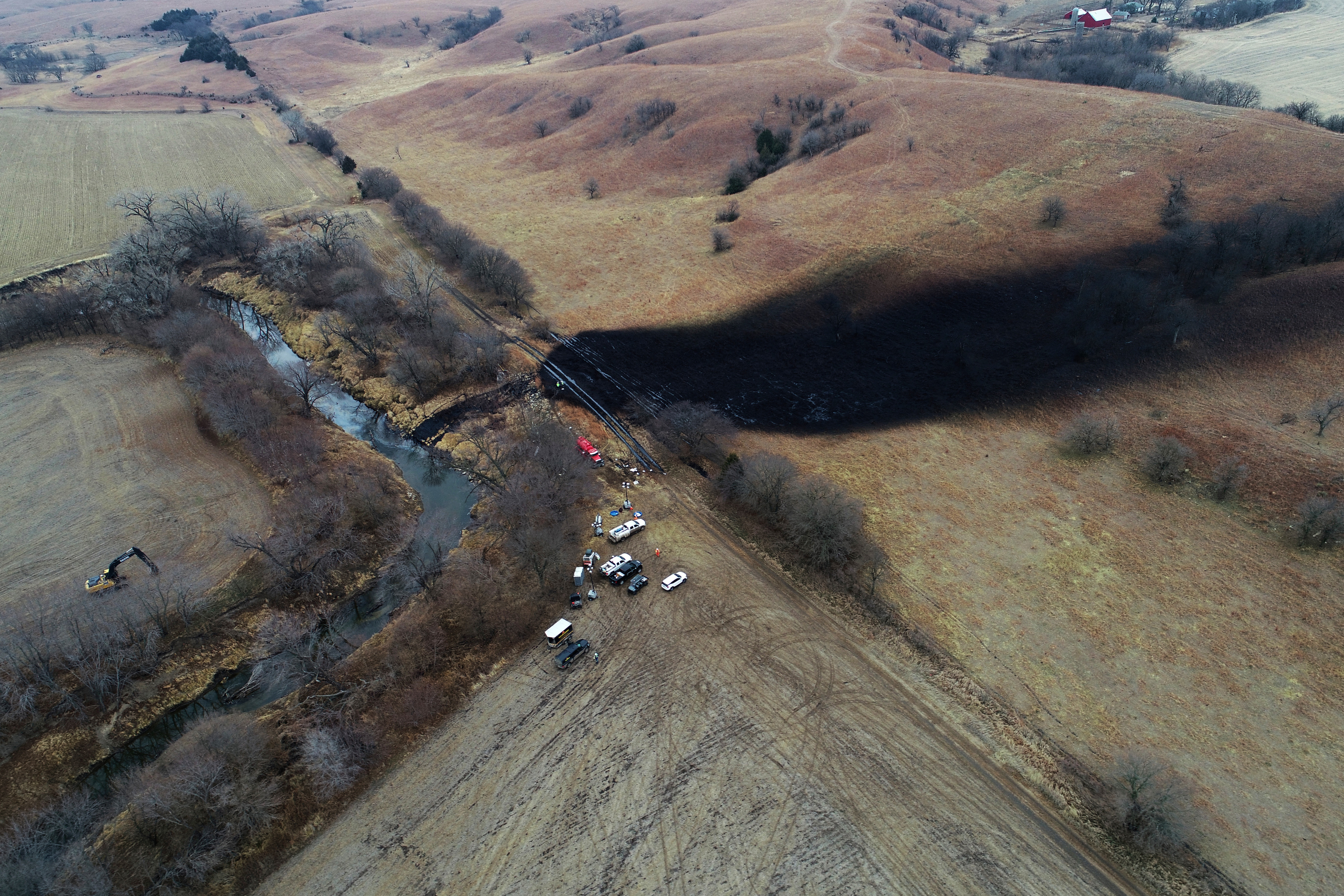 Una fuga enorme de petróleo en Kansas ya ha vertido más de 2,2 millones de litros