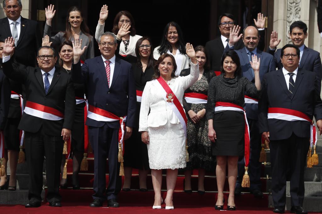 La presidenta Boluarte, con su nuevo Gobierno.