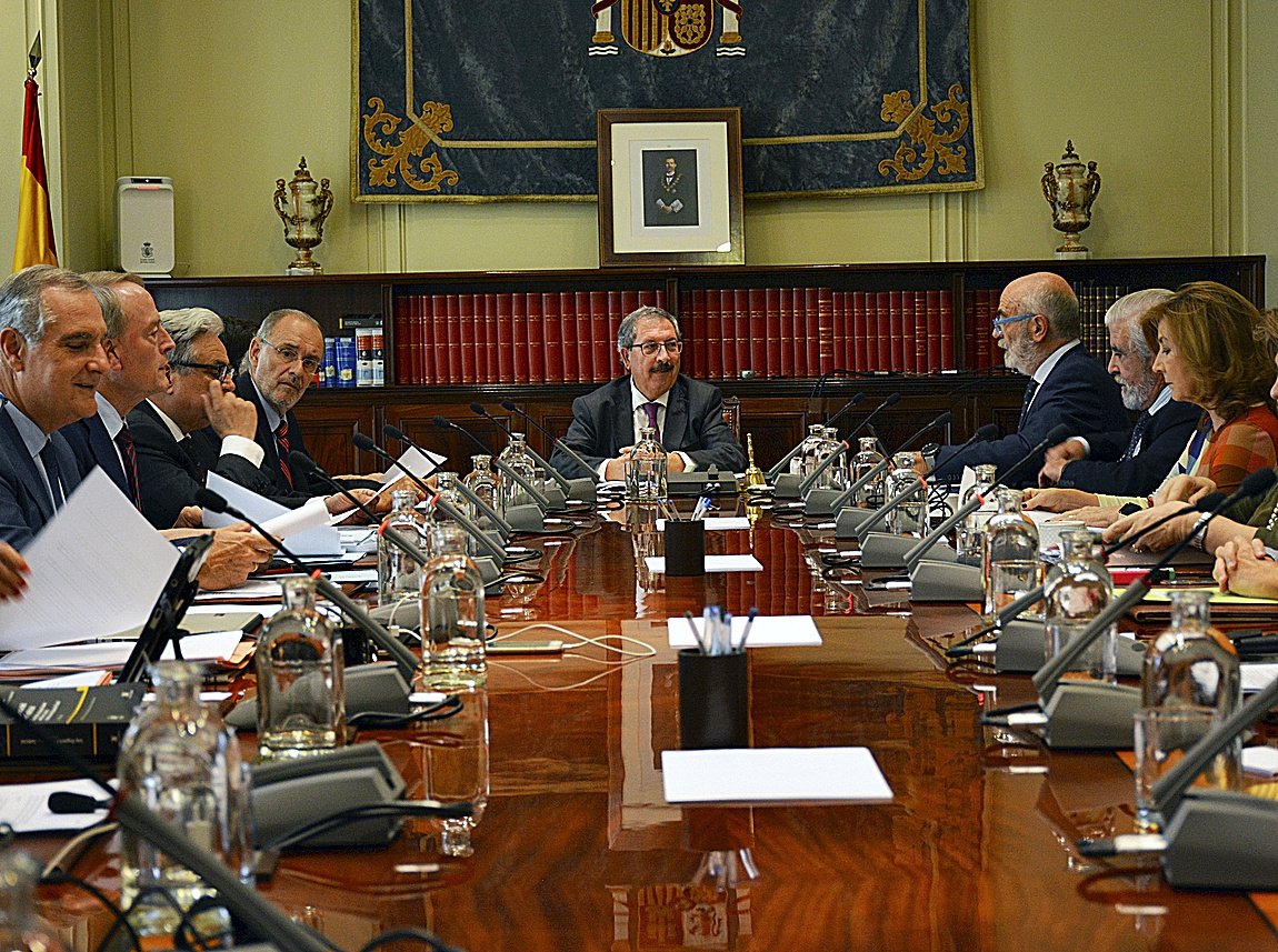 Pleno del Consejo General del Poder Judicial del pasado mes de octubre presidido por el vocal Rafael Mozo.