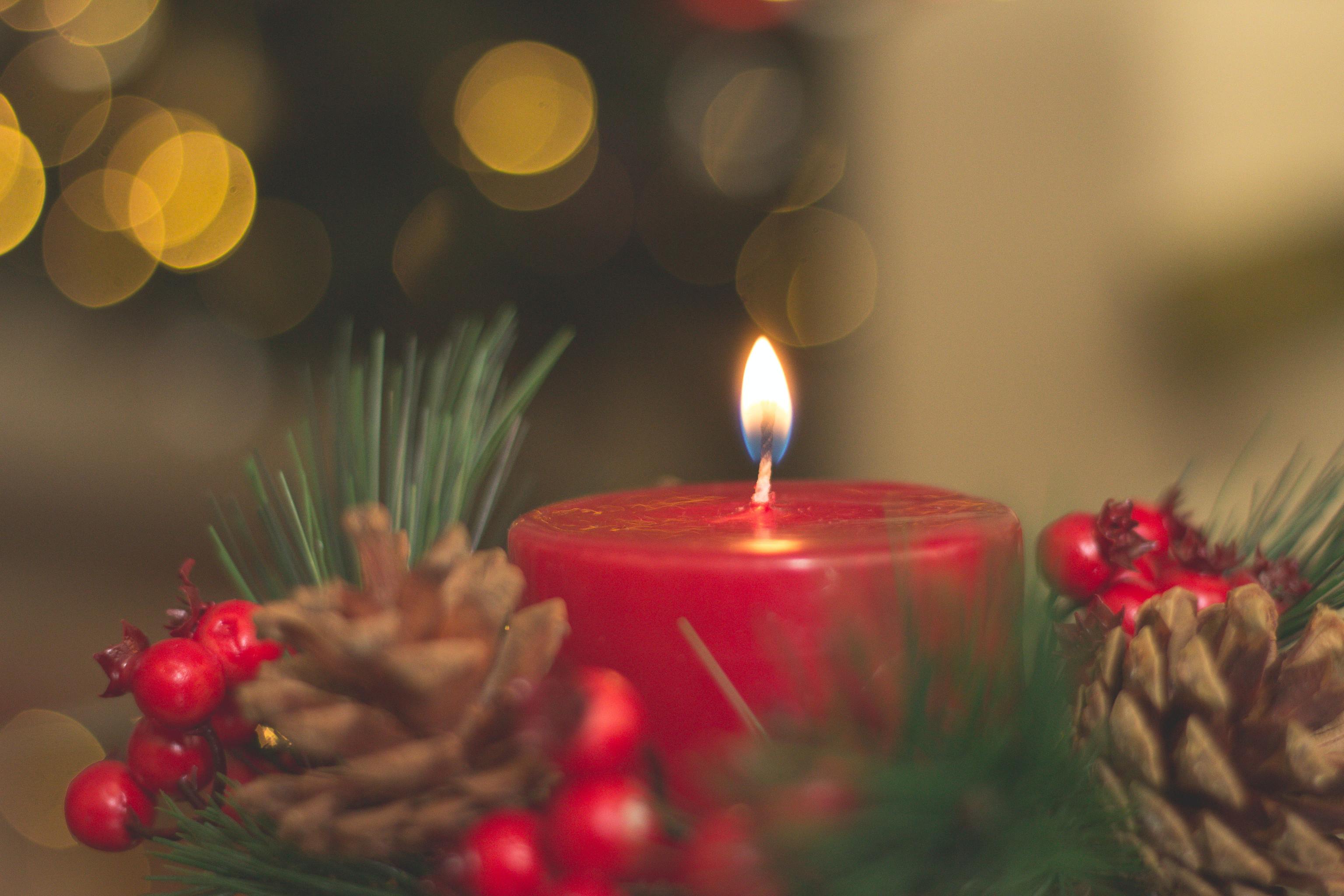 ALT: Velas navideas para decorar tu casa, de Maisons du Monde, IKEA y Zara Home