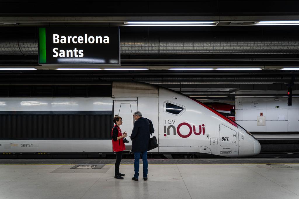 Tren de SNCF en ruta Barcelona-Pars