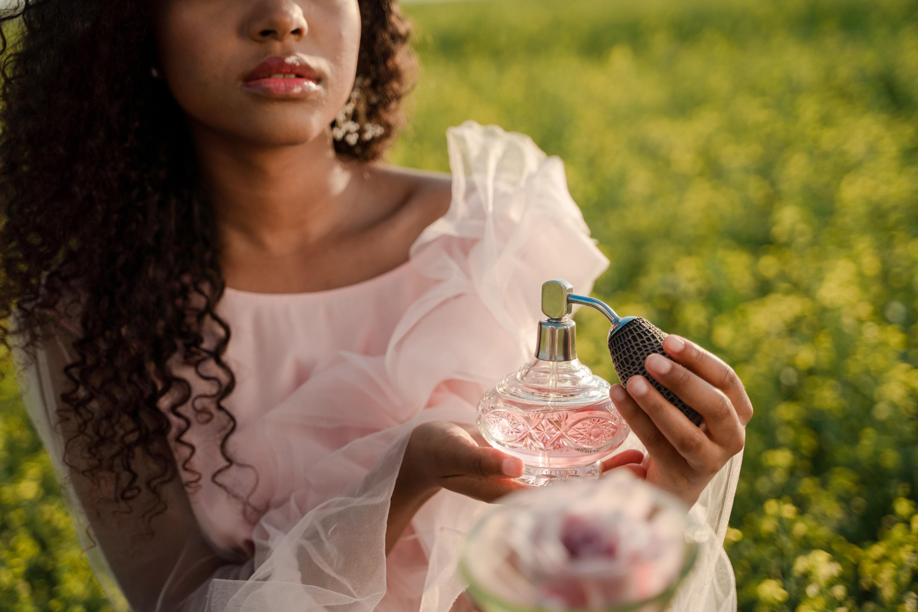 10 perfumes que han triunfado en novedades grandes Belleza
