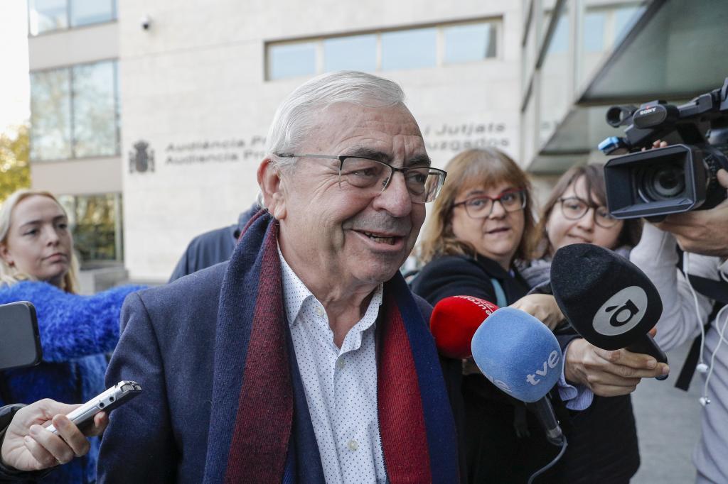 El ex tesorero del PSPV, Jos Mara Catalua, en los juzgados de Valencia.