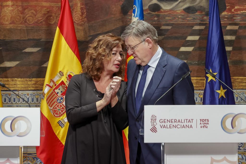 Los presidentes Francina Armengol y Ximo Puig, en Valencia.