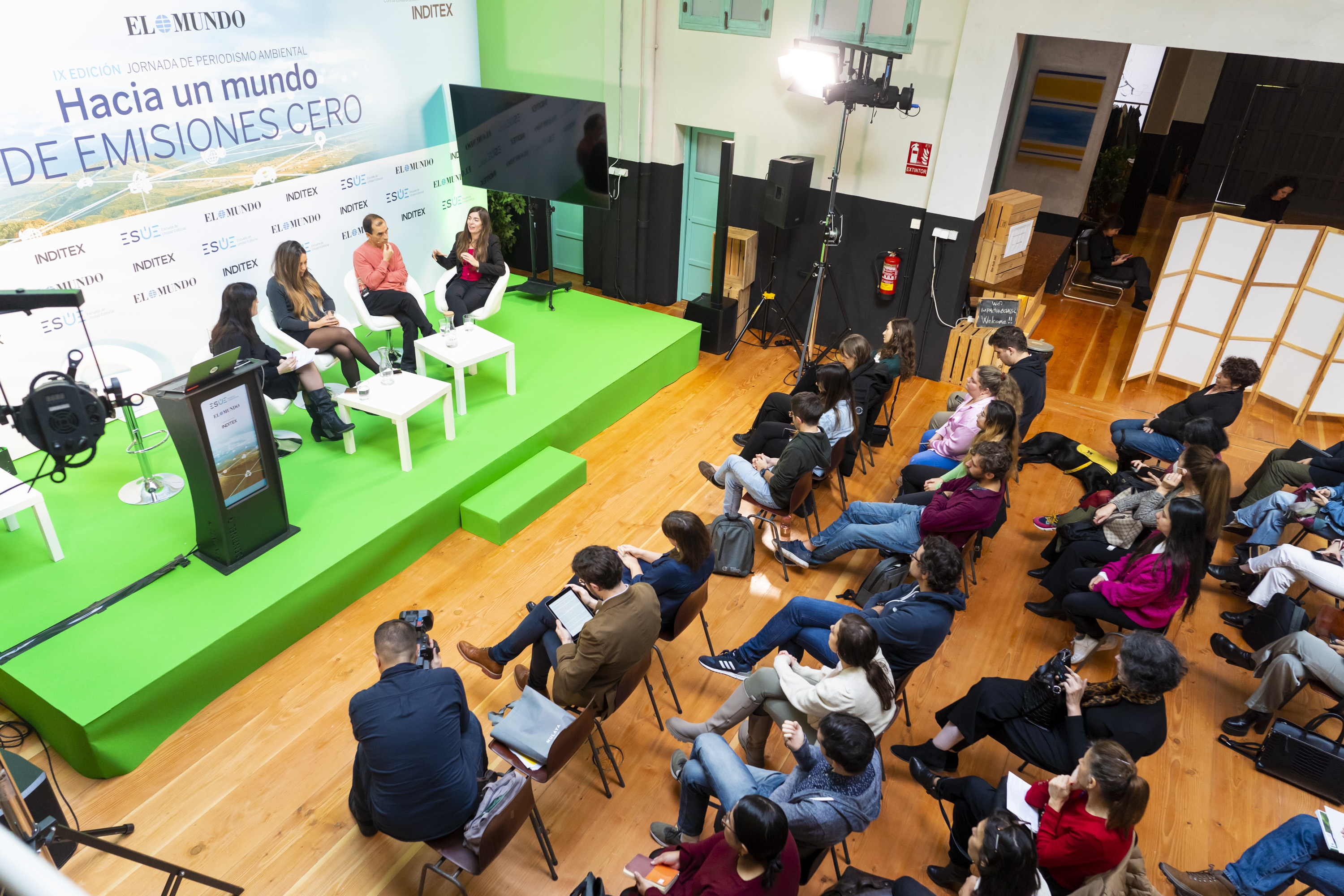 De derecha a izquierda, los periodistas Judit Alonso, Carlos Fresneda, Marta Montojo y Teresa Guerrero.