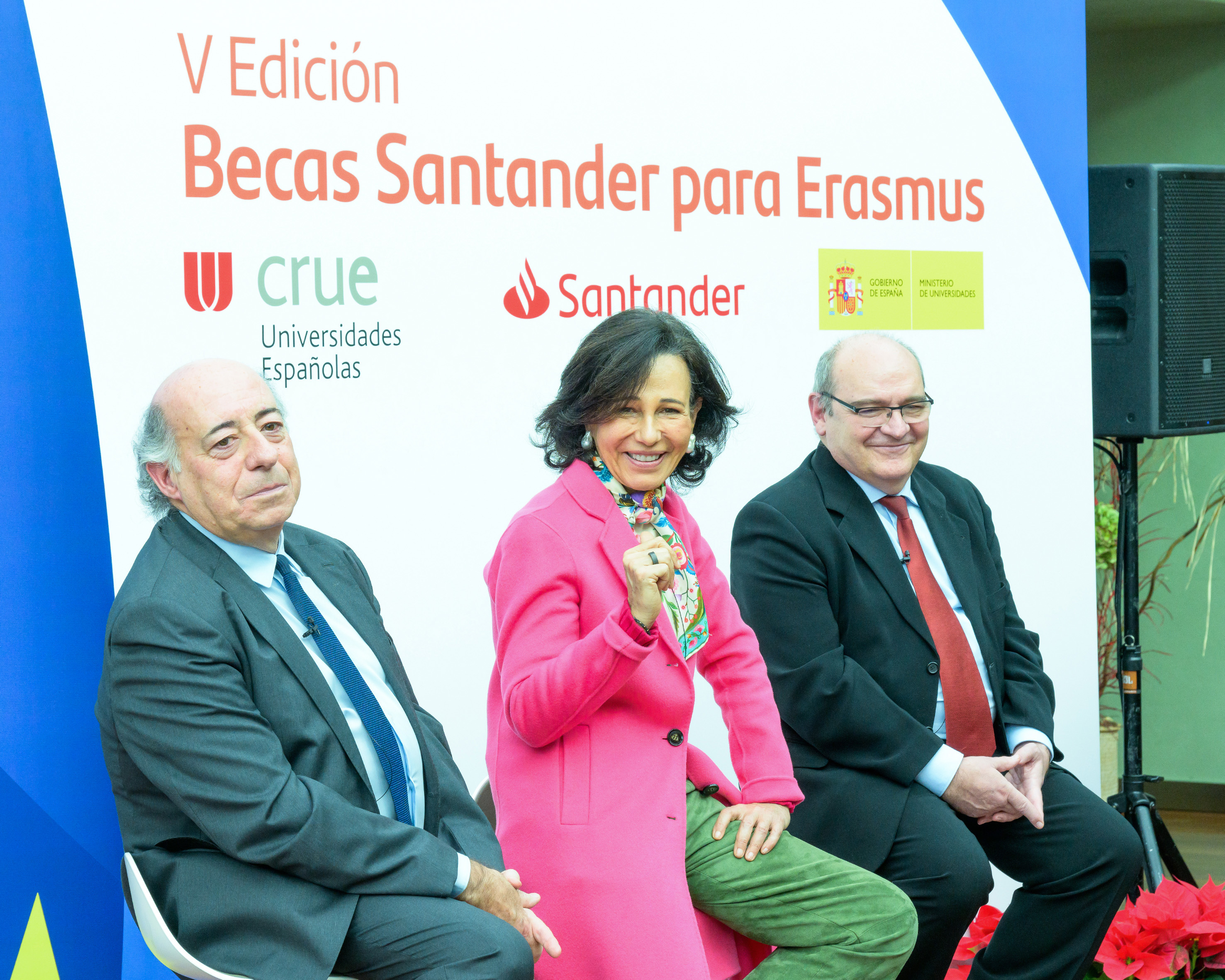 De izquierda a derecha, Juan Romo, Ana Botín y José Manuel Pingarrón.