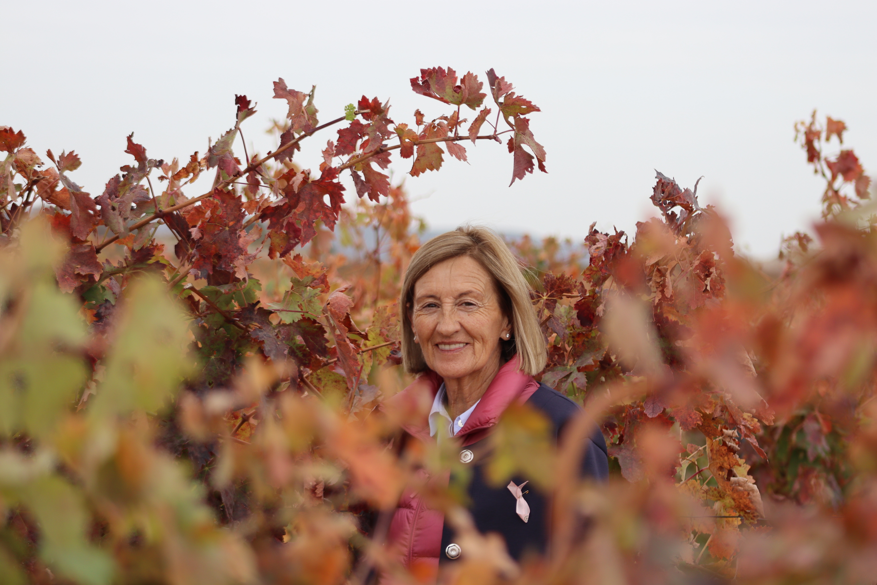 Lucía Fernández Rivera ha crecido entre vides y conoce bien todos los procesos de la viticultura.