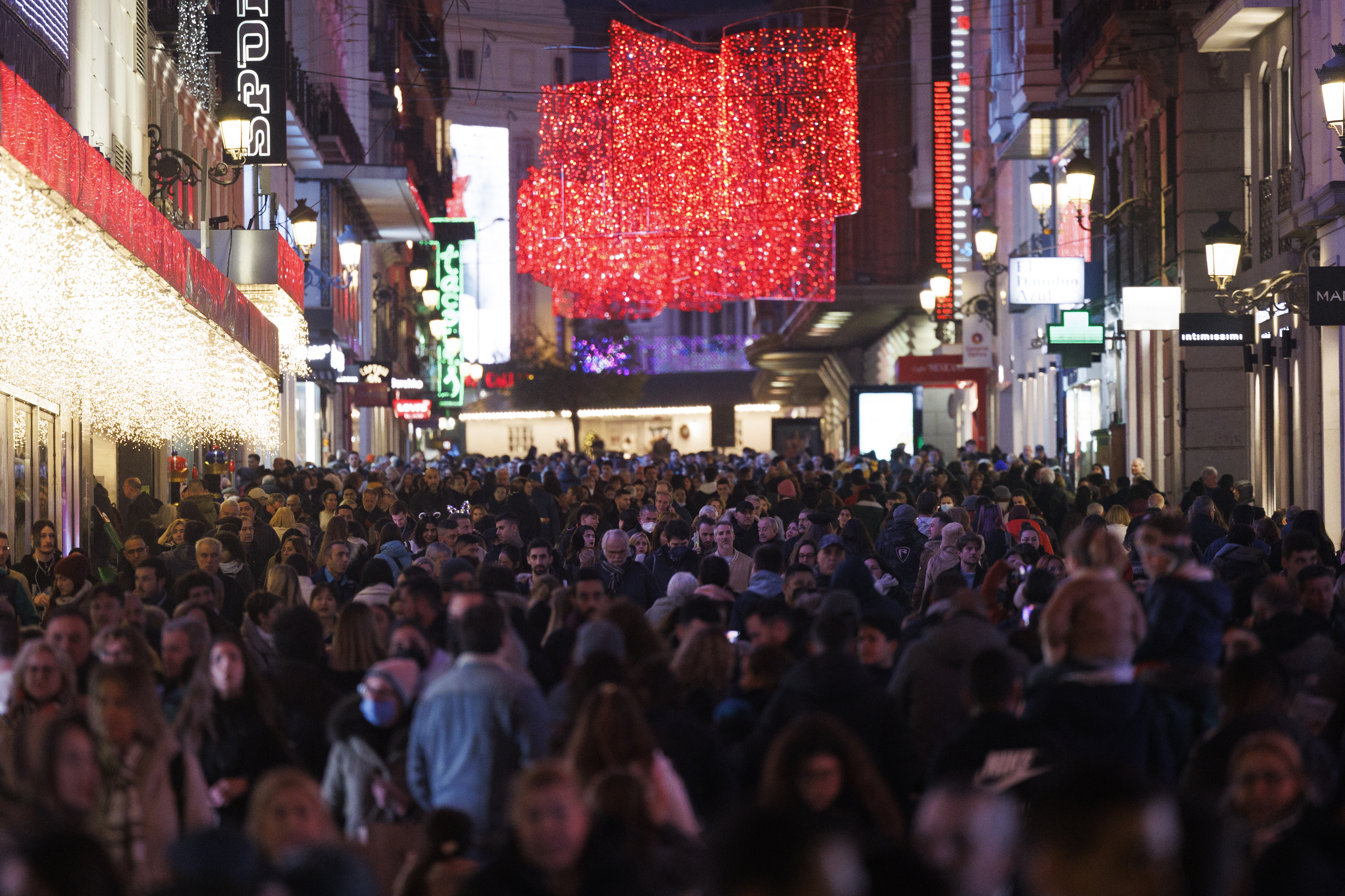 Calles céntricas de Madrid hace una semana, en plena campaña de compras de Navidad.