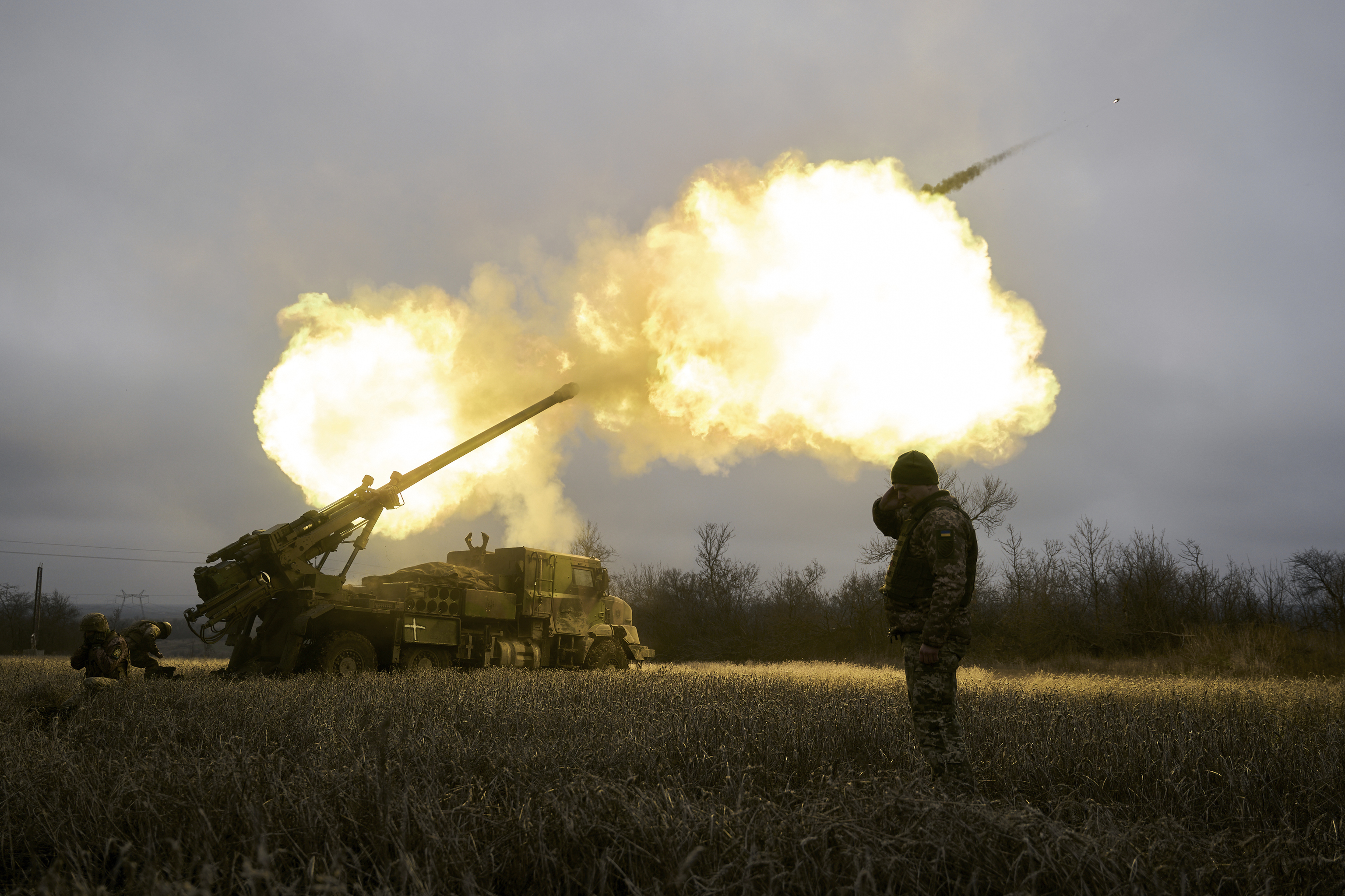 El ejército ruso intenta «cercar» Avdiivka, al este de Ucrania