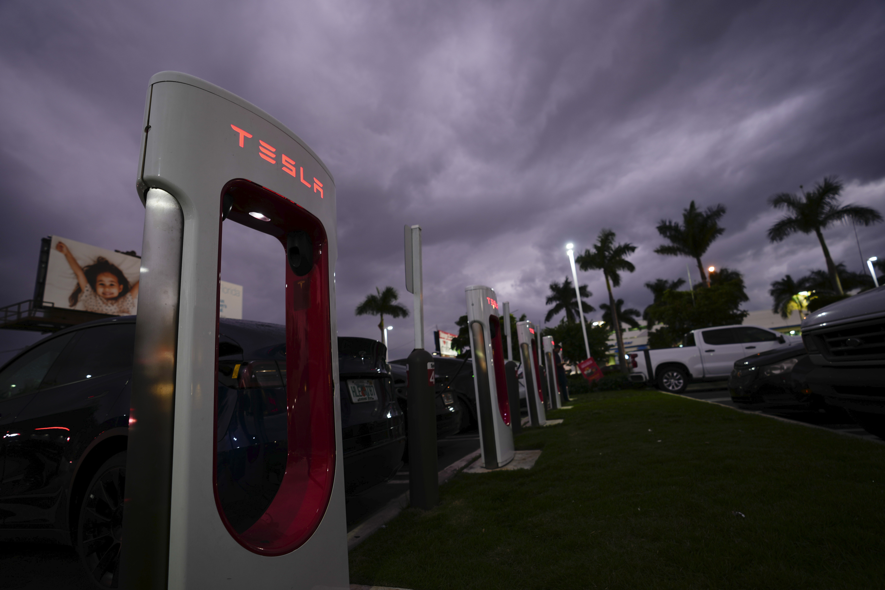 Cargador para vehículos Tesla en Miami.