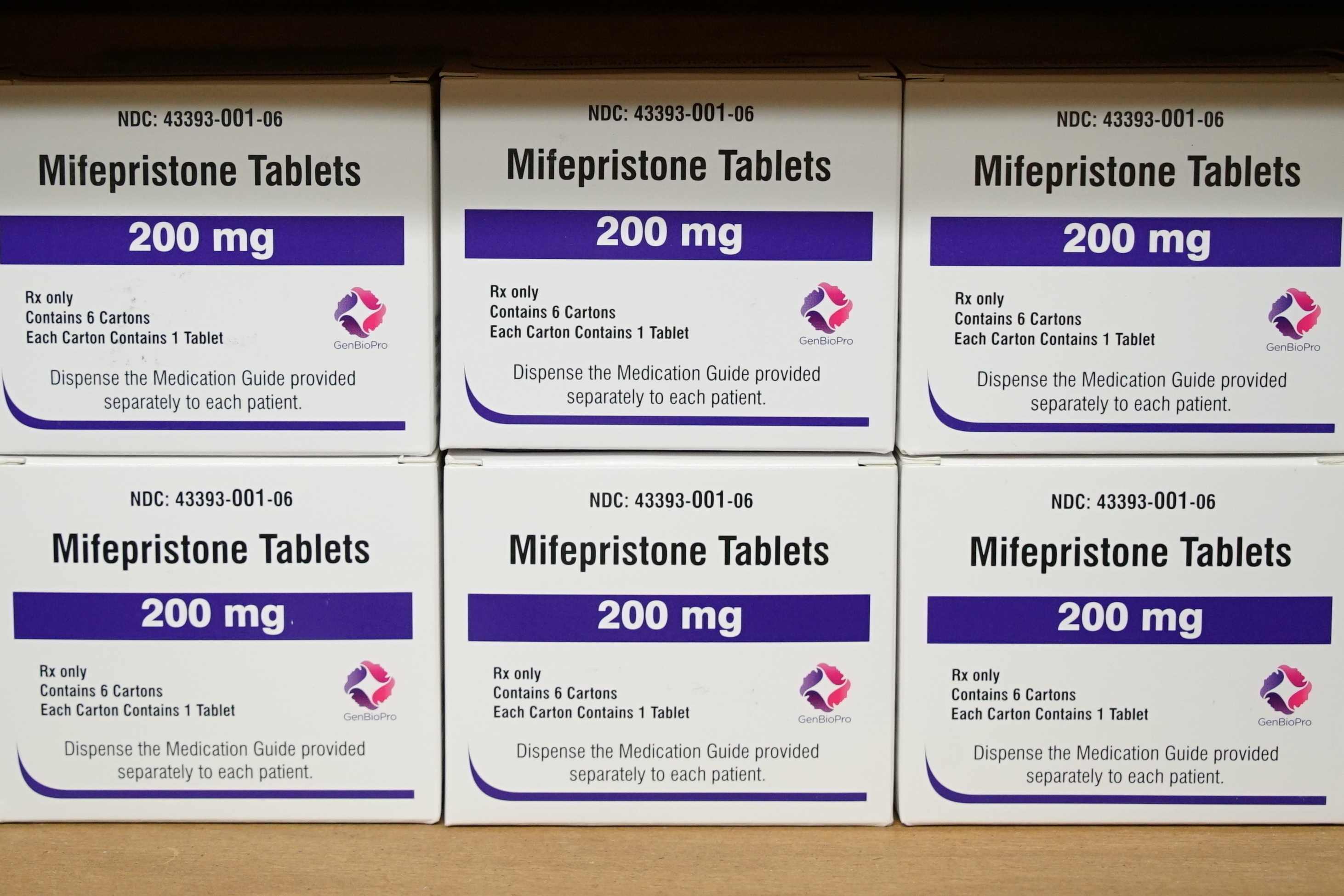 Estados Unidos autoriza la dispensación de píldoras abortivas en farmacias  | Salud