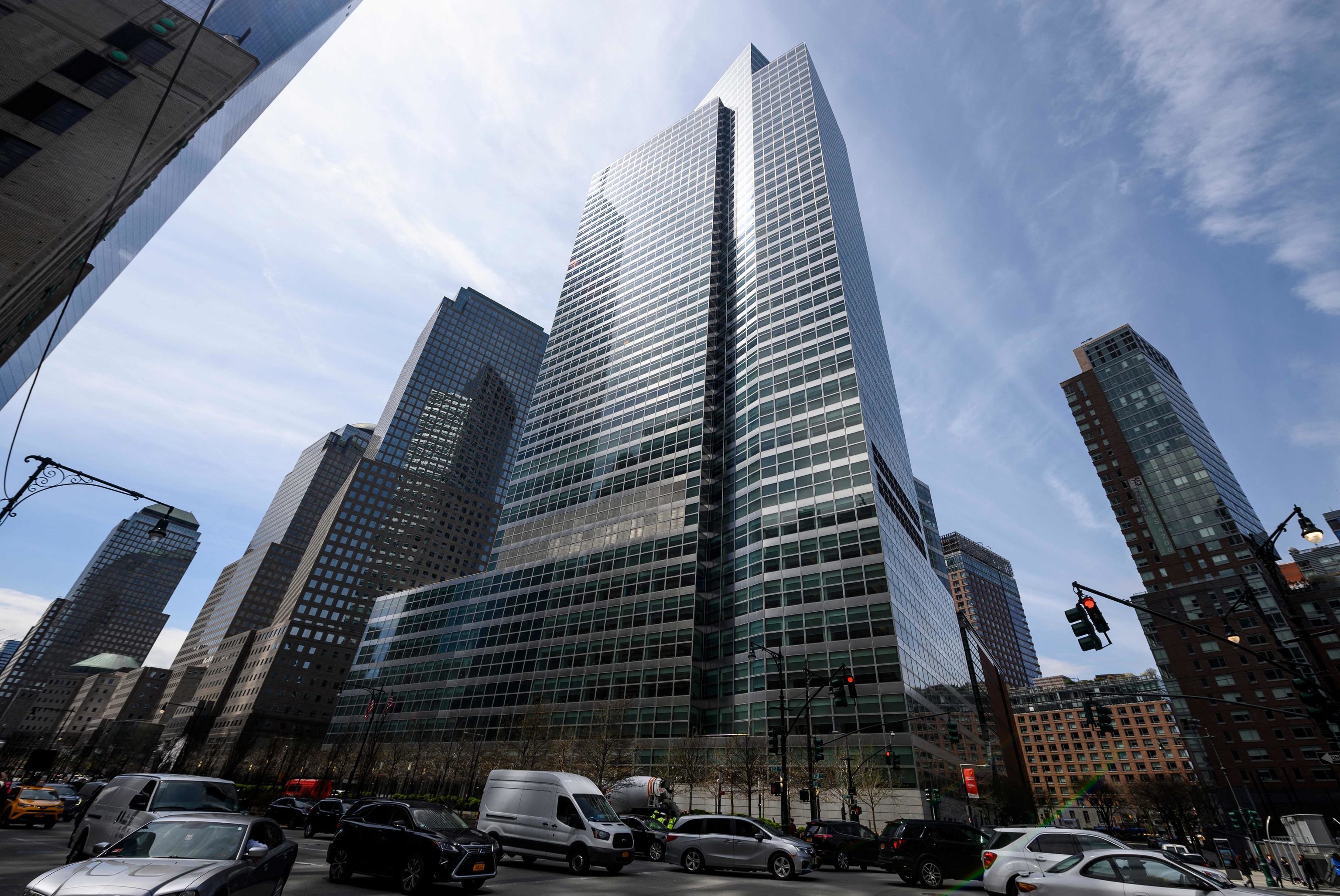 Goldman Sachs prevé despedir a unos 3.200 empleados esta semana