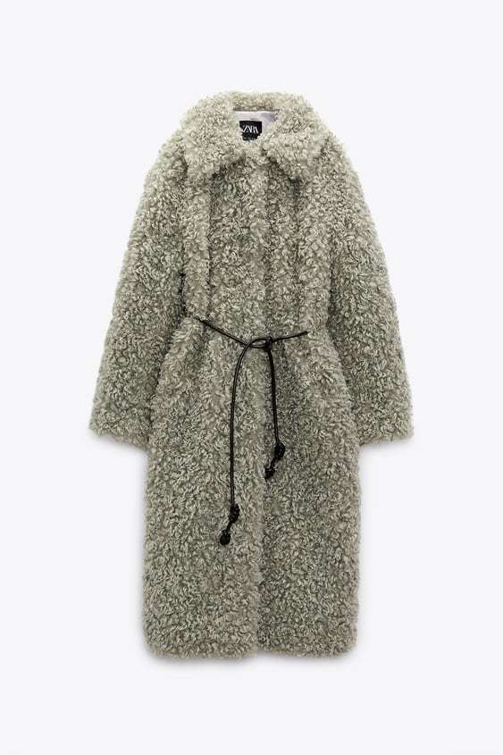 ALT: Rebajas de Zara invierno 2023: 10 abrigos y vestidos bonitos con buenos descuentos