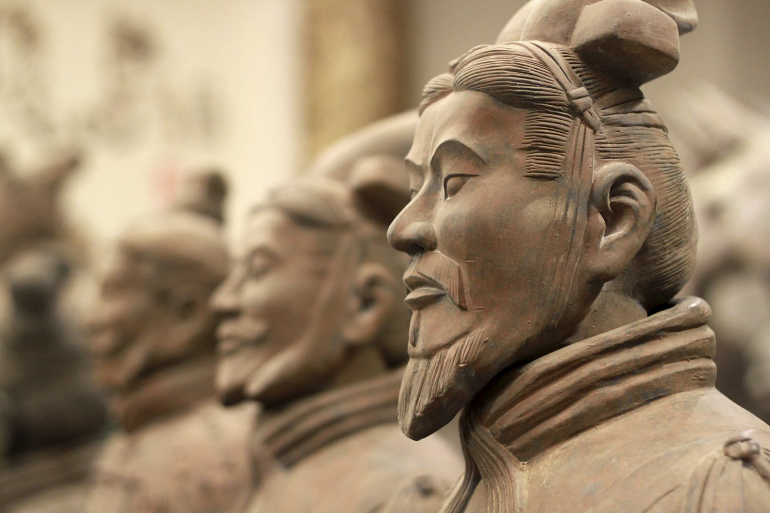 Caras de las famosas esculturas de terracota de los Guerreros del Xian.
