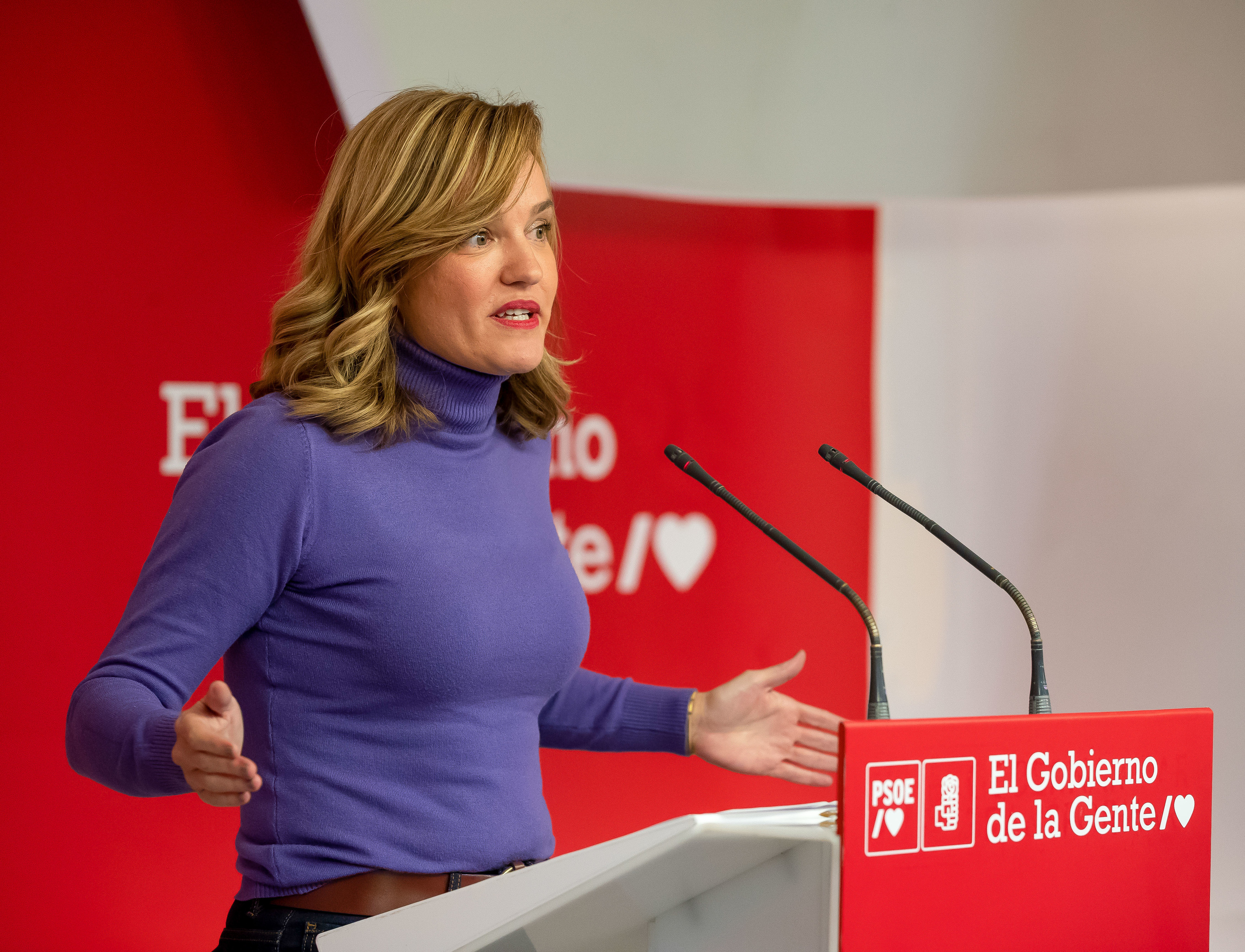 Pilar Alegra, en rueda de prensa en la sede del PSOE tras la reunin del Comit Electoral.