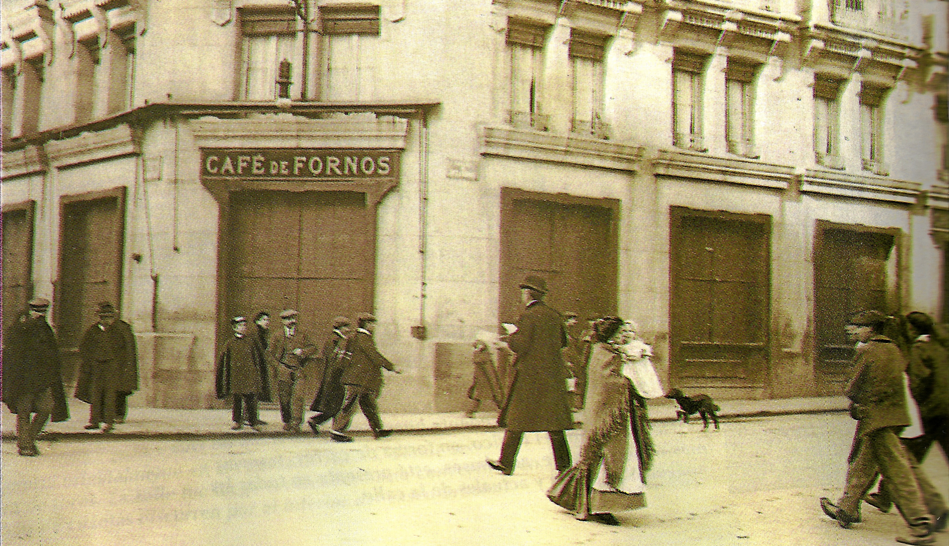 El Café Fornos, frecuentado por el perro Paco.