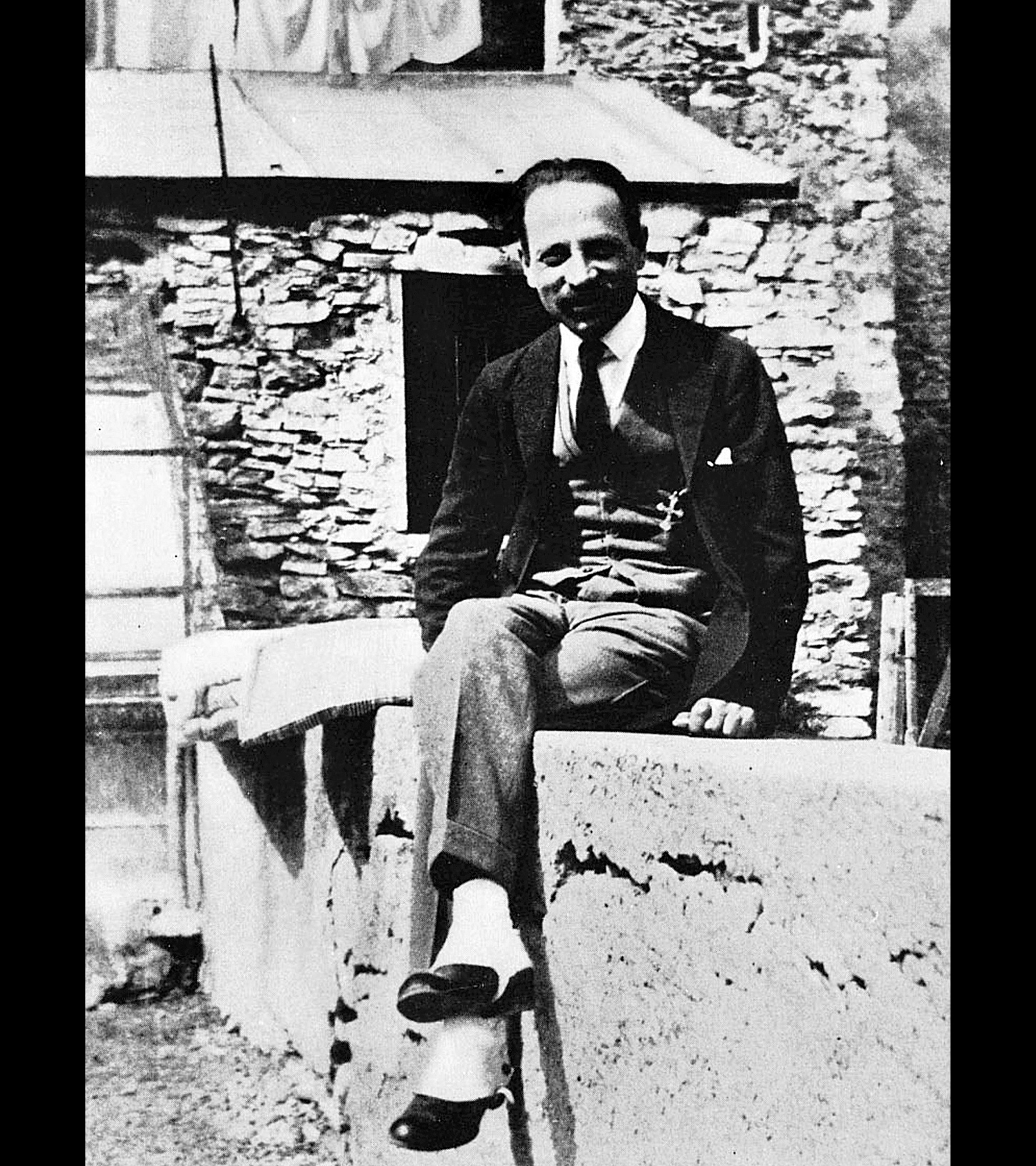 Rilke en Muzot, Valais suizo, hacia 1923.