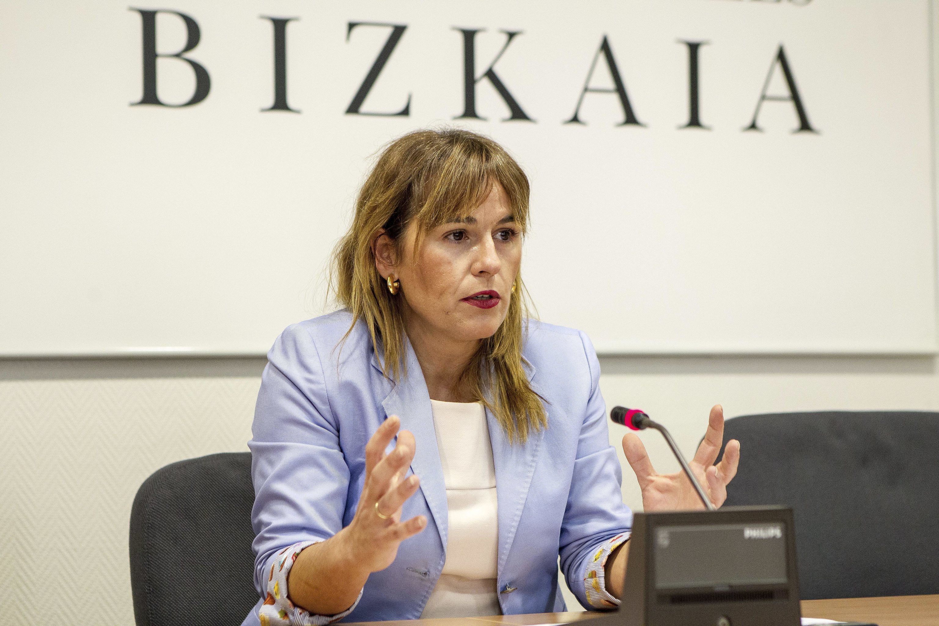 Esther Martnez durante una comparecencia cuando era la portavoz del PP en las Juntas Generales de Bizkaia.