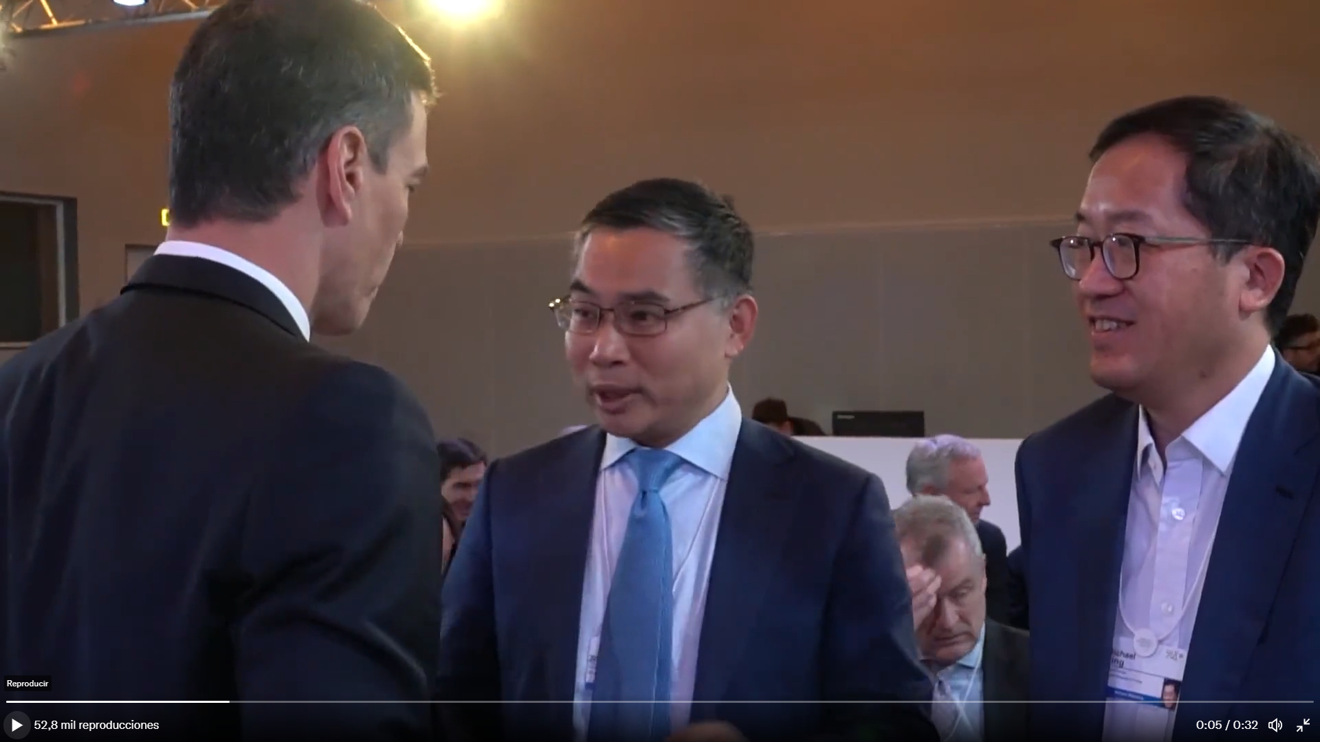 El jefe chino de Envision da otra oportunidad a Sánchez tras verlo en Davos: "No me enfado"