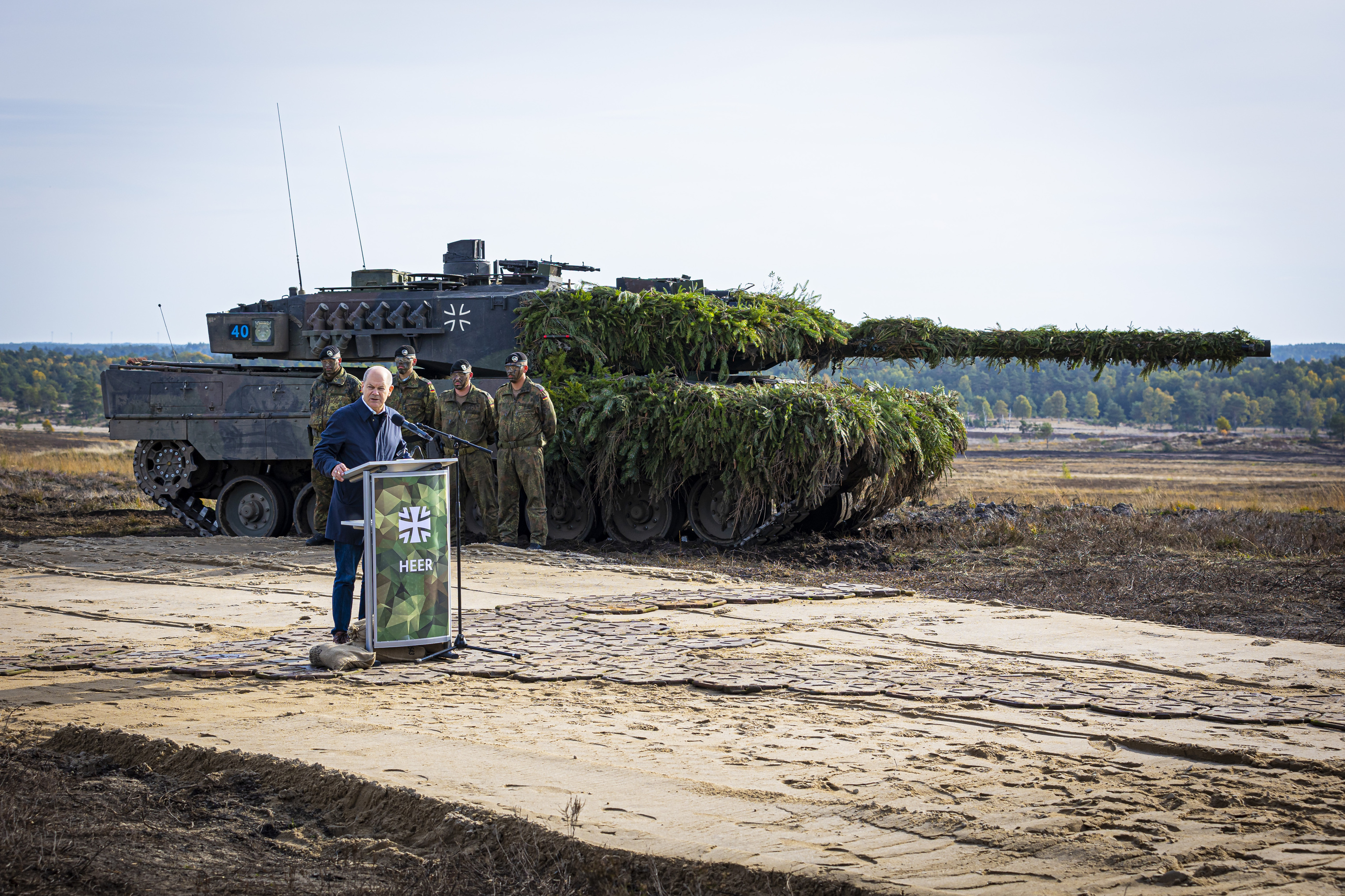 Alemania, dispuesta a permitir que Polonia entregue tanques Leopard a Ucrania