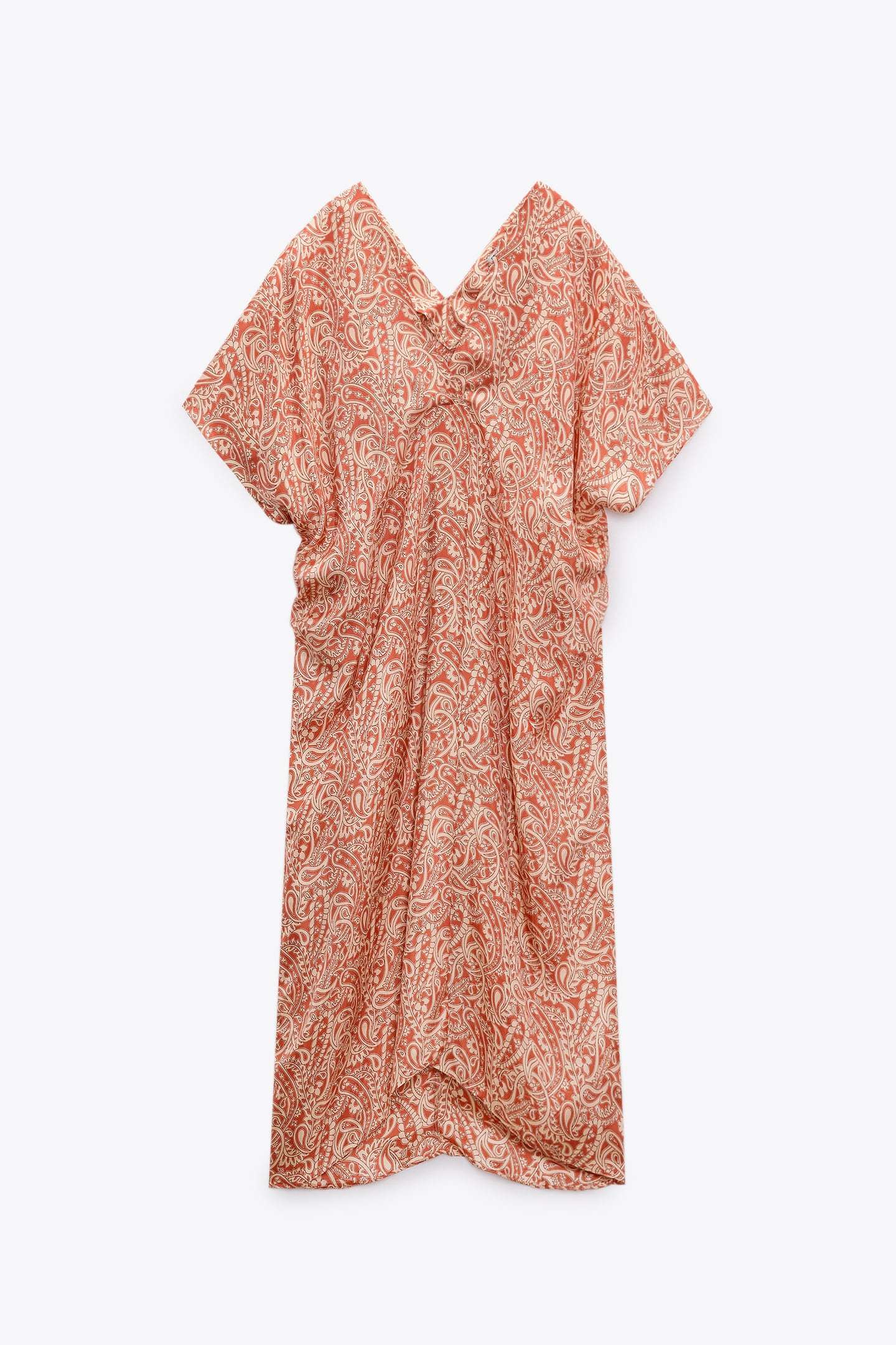 ALT: Estos son los 10 vestidos midi de Zara ms elegantes de las rebajas de enero 2023