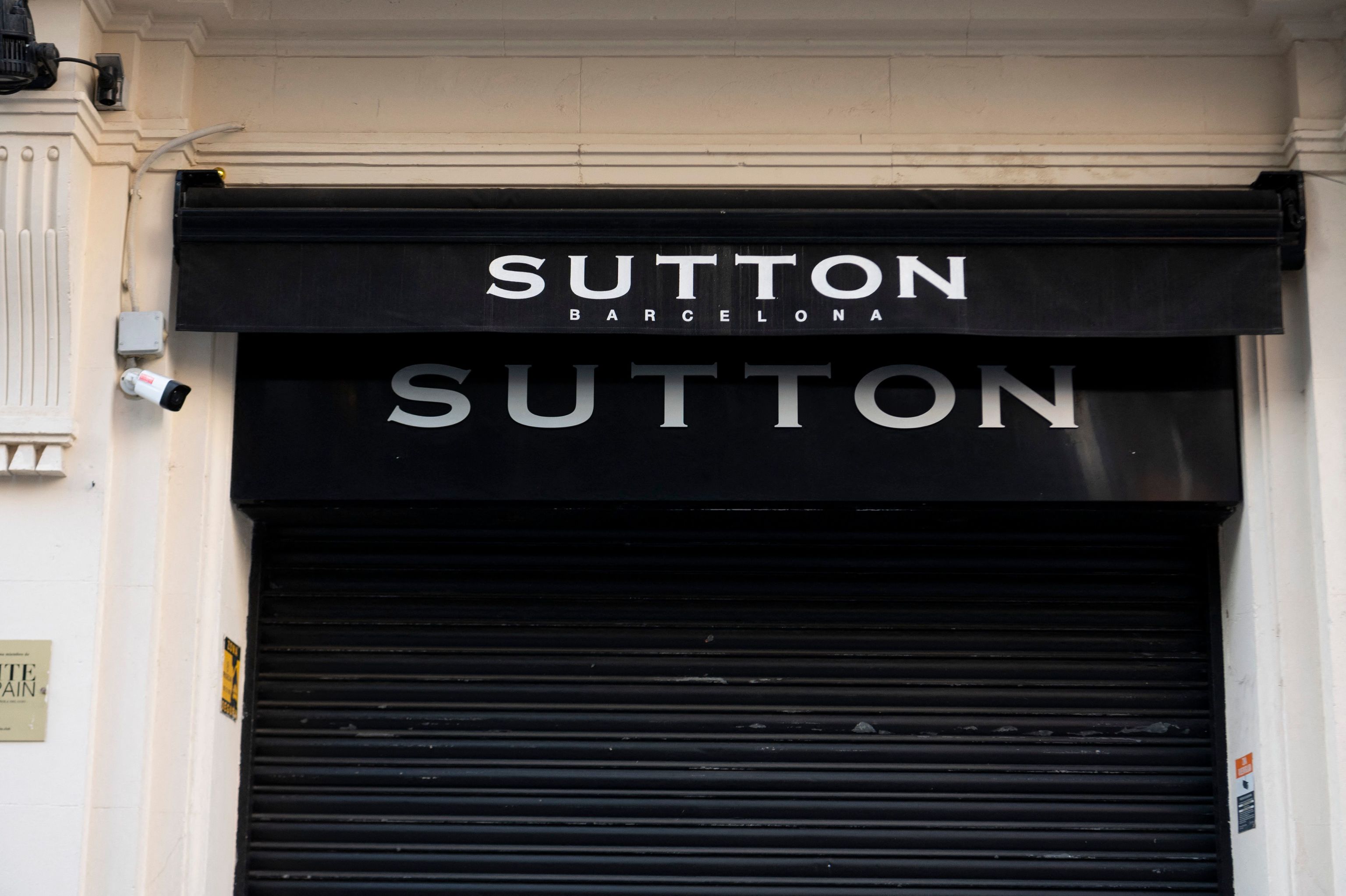 La puerta de la discoteca Sutton, donde se produjo la presunta agresión de Alves.