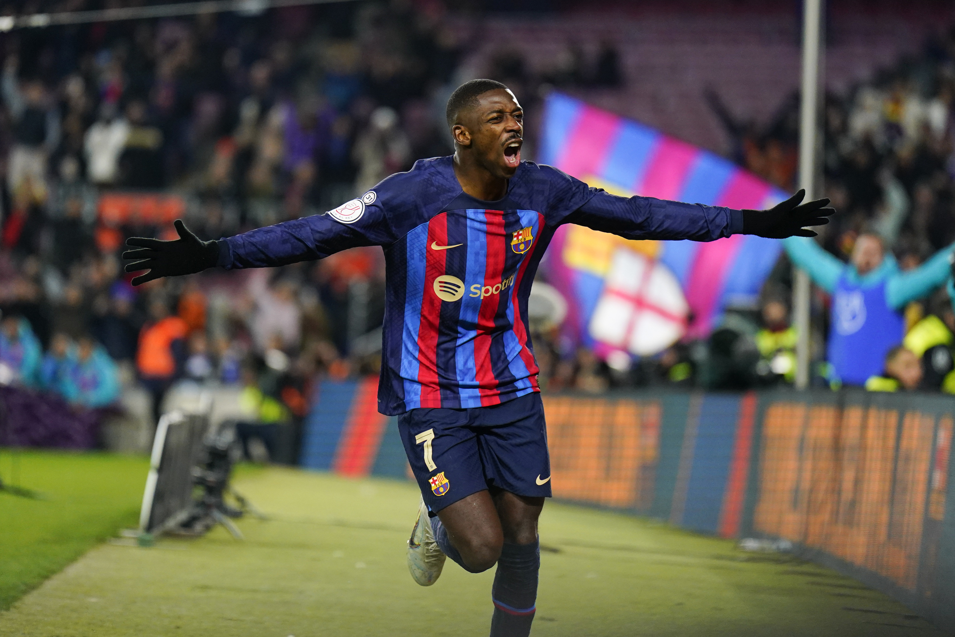 Dembélé festeja el gol del triunfo en el Camp Nou.
