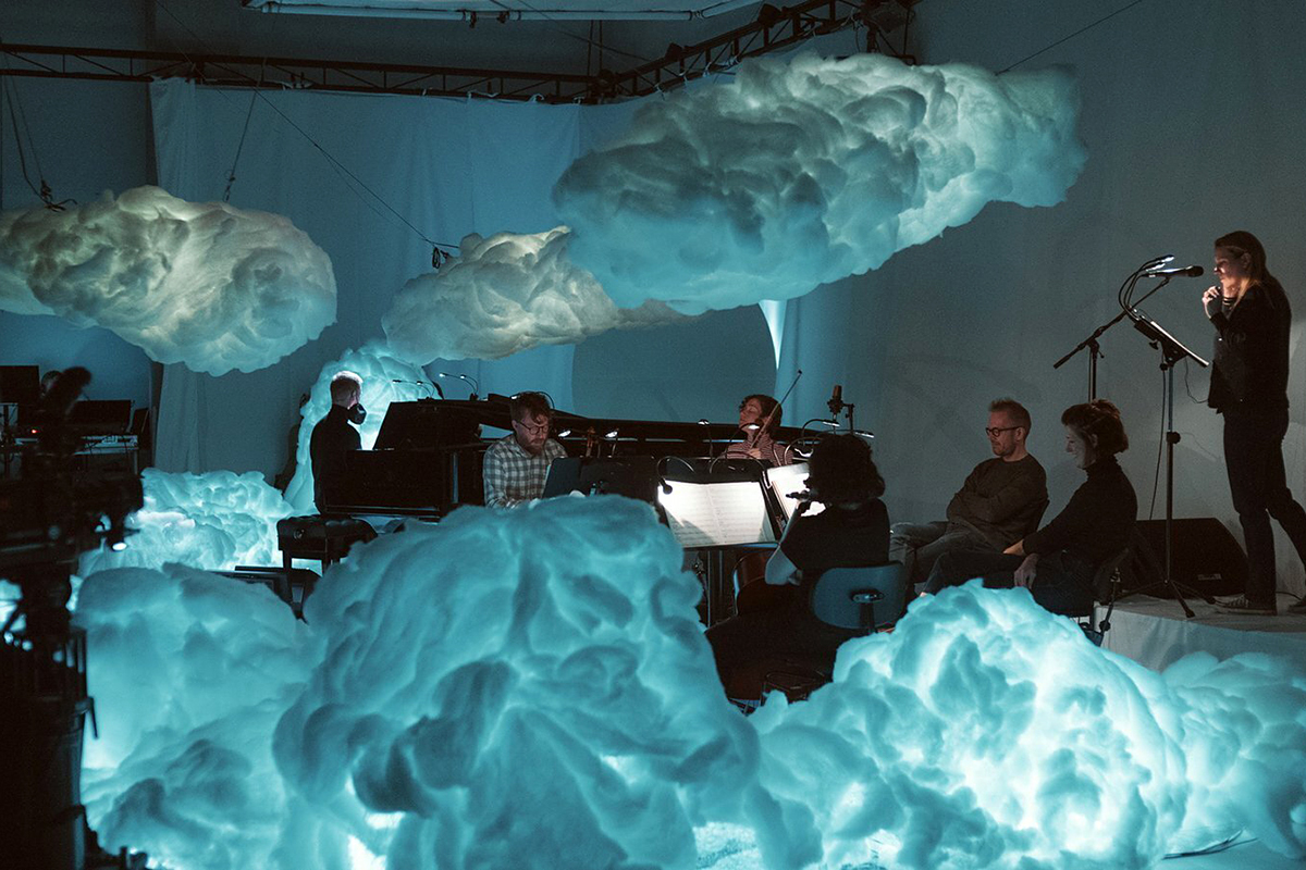El compositor Max Richter durante una interpretacin de su proyecto 'Sleep' en Hamburgo.