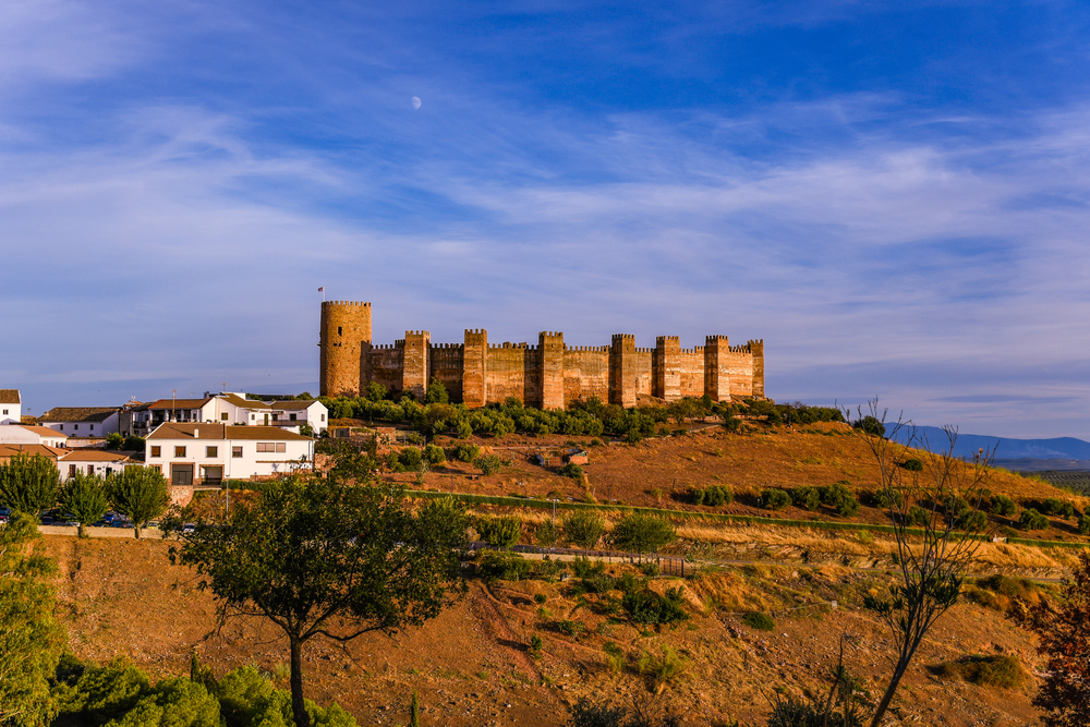 El Castillo de Burgalimar, en Baños de la Encina.