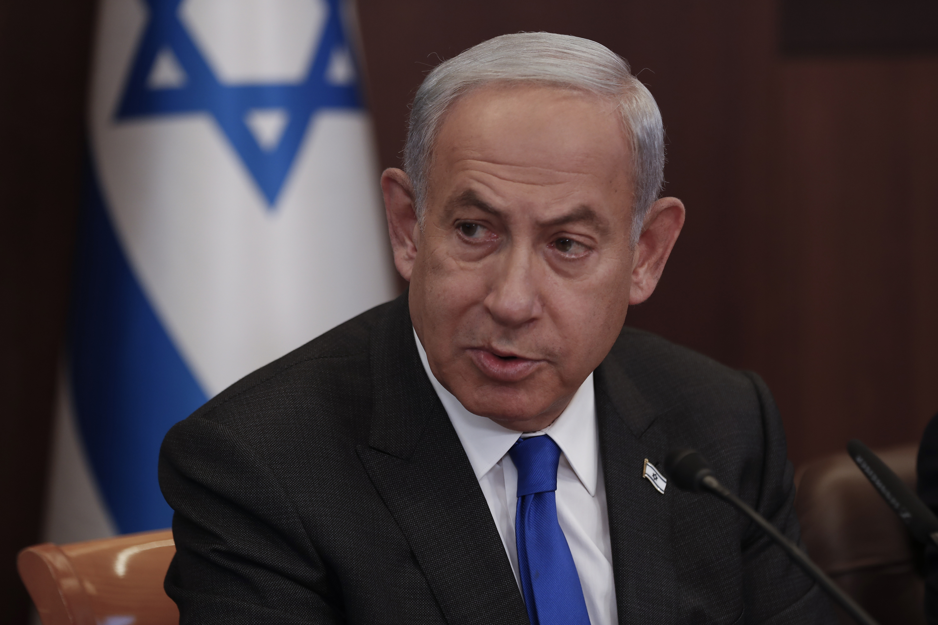 Benjamin Netanyahu inicia su visita a Francia en pleno acercamiento de Irán a Rusia