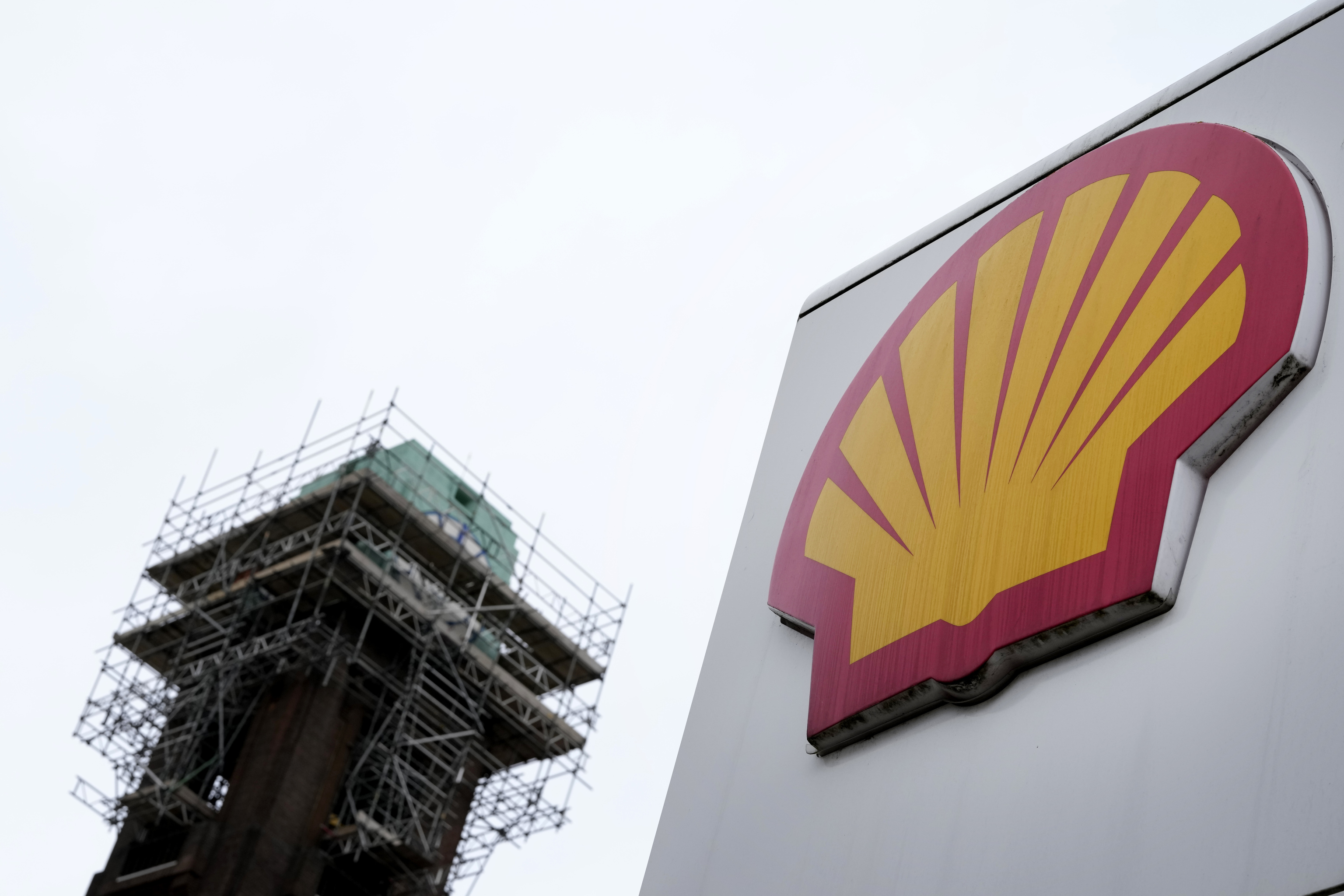 Shell consigue el mejor resultado de su historia en 2022 gracias al negocio del gas