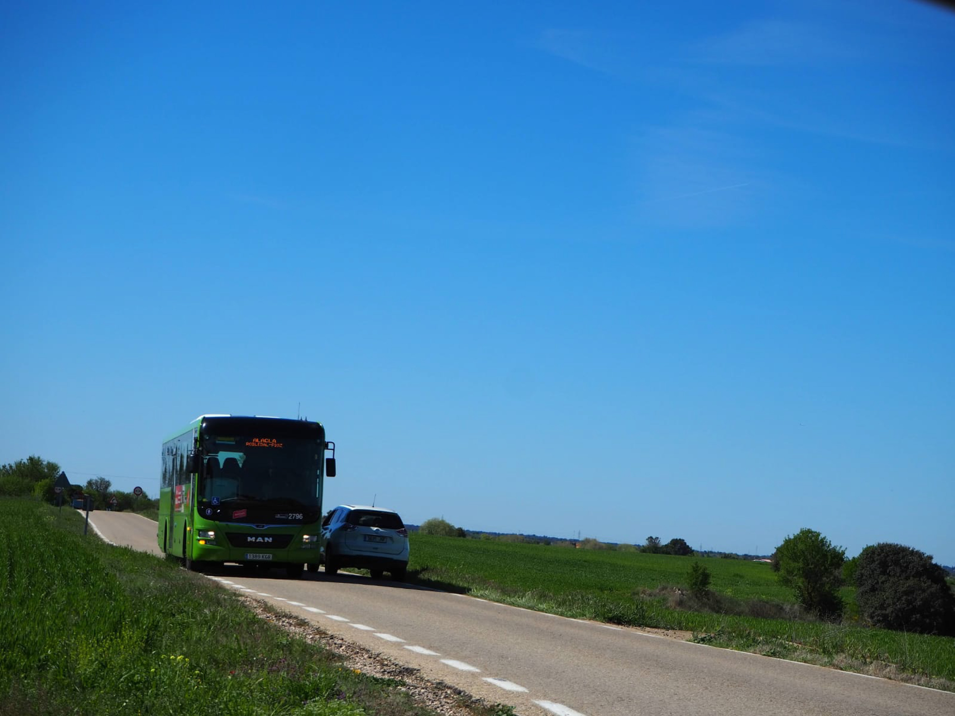 Carreteras estrechas por donde circulan los autobuses de Monbus