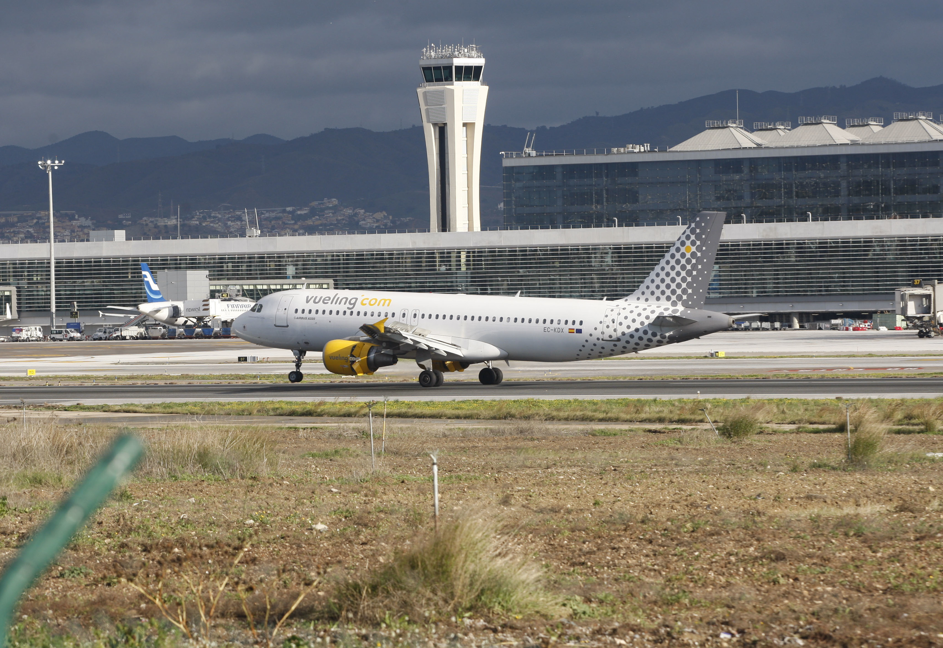 El Gobierno prepara la privatización de las torres de control de siete aeropuertos españoles a propuesta de Aena