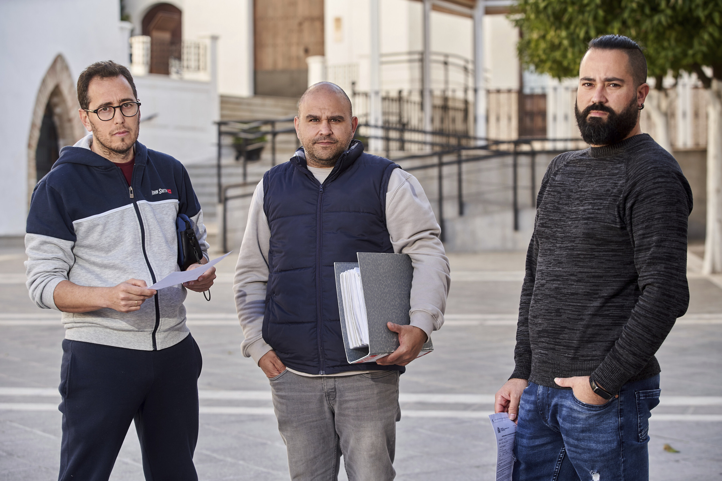 Francisco Javier Cardeosa, Miguel Crdoba y ngel Castellanos, tres de los trabajadores afectados por la silicosis que sealan a Cosentino.