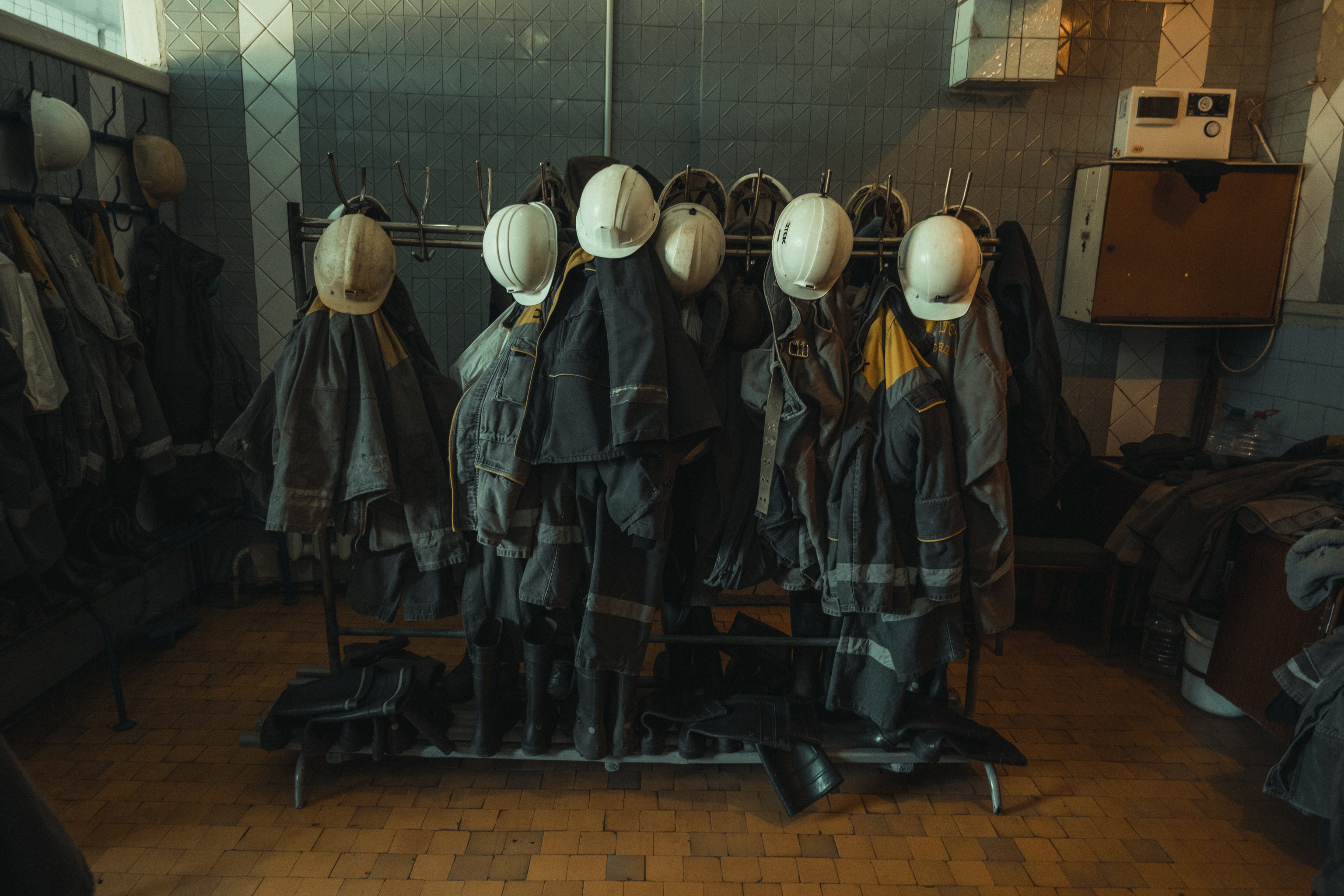 Los uniformes de los mineros.