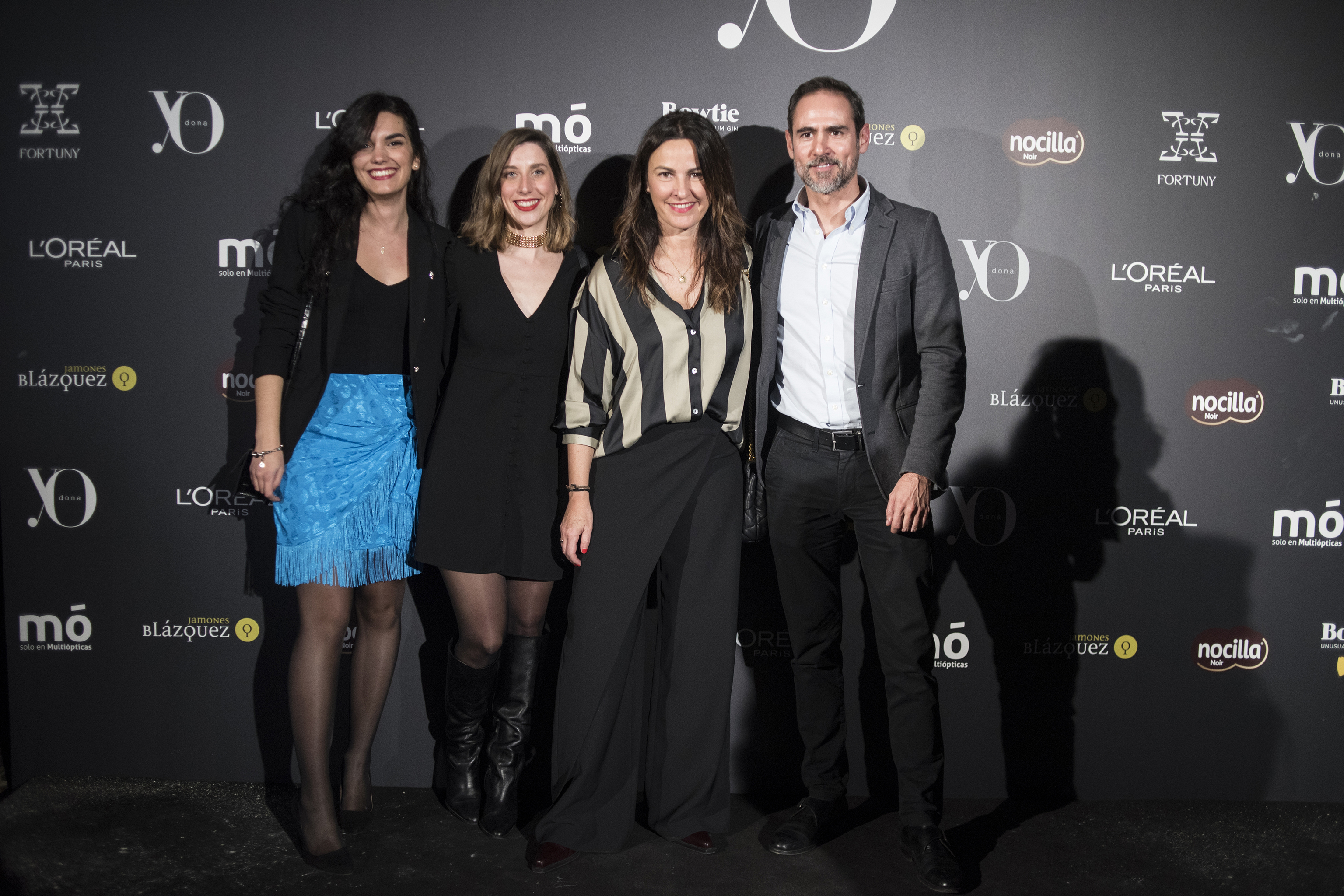 Sonia Rico Sheila Poveda, Zana Viso y Sonia Rico, de Orange, con Gonzalo Ponce de ...
