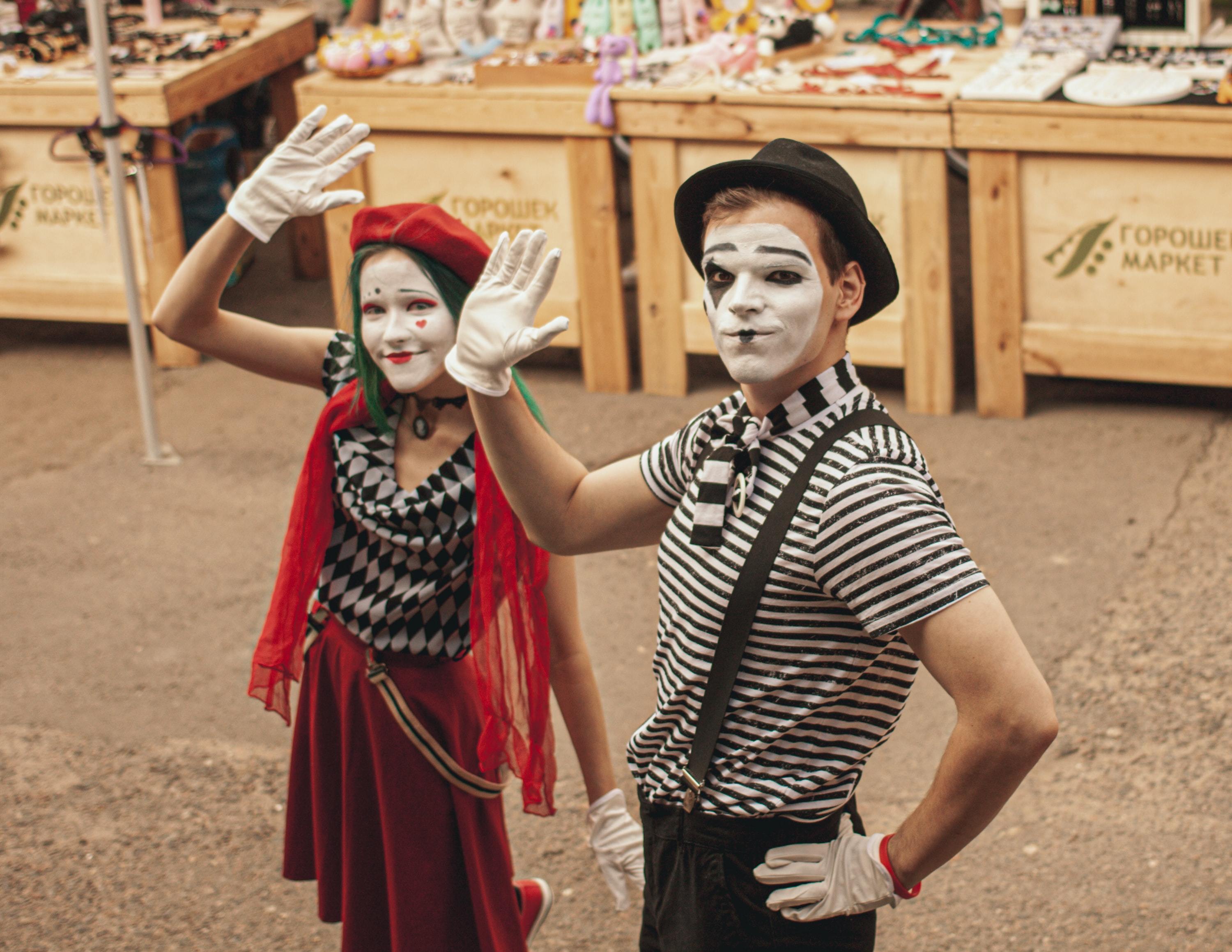 viva Litoral Escribir Carnaval 2023: Cómo hacer disfraces caseros de hippie, de pirata, de  bebé... | Cómo
