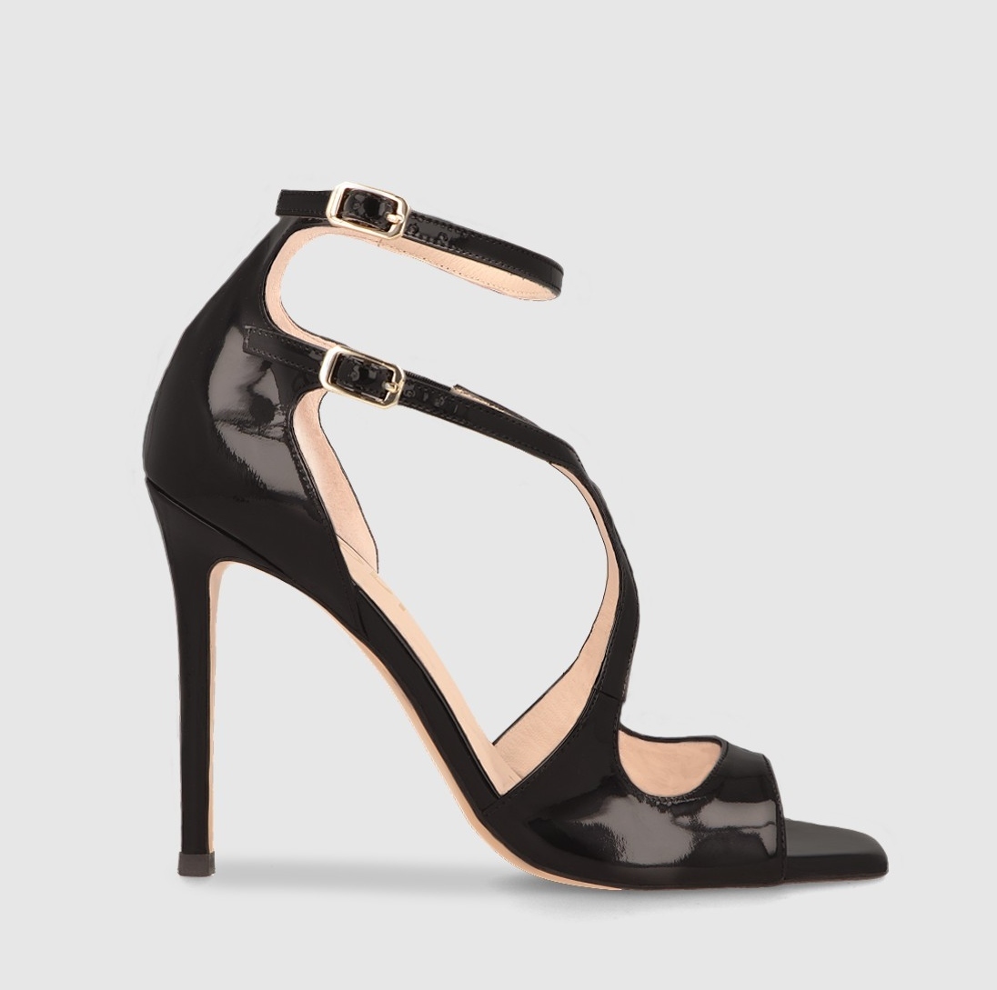 ALT: 8 sandalias de tacn alto elegantes para tus looks de invitada, de Zara a Massimo Dutti