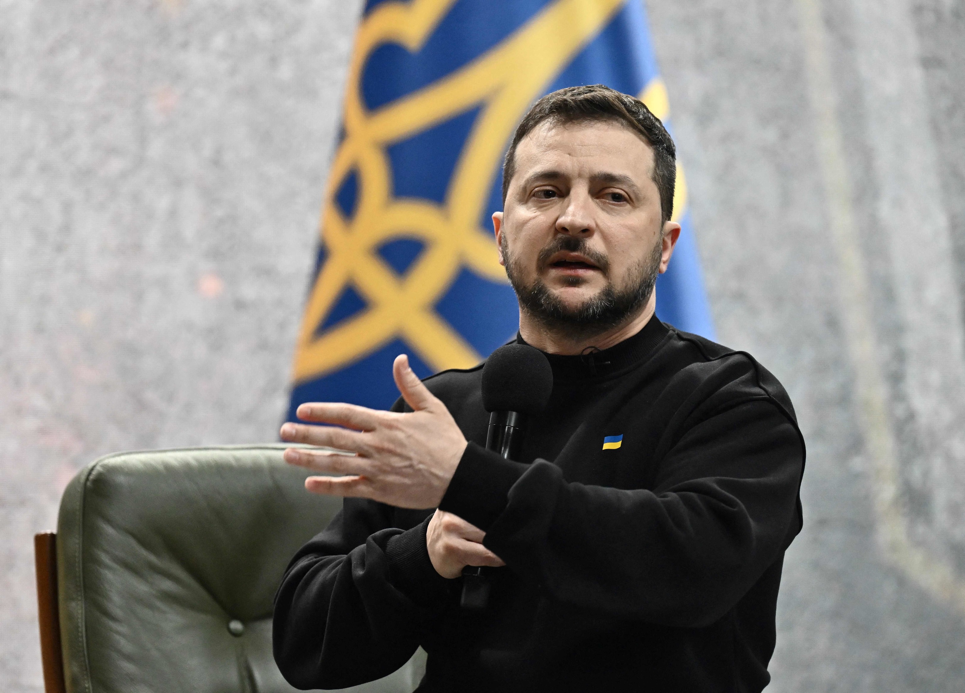 Zelenski En El Aniversario De La Guerra Somos Invencibles Zelenski En El Aniversario De La Guerra Somos Invencibles