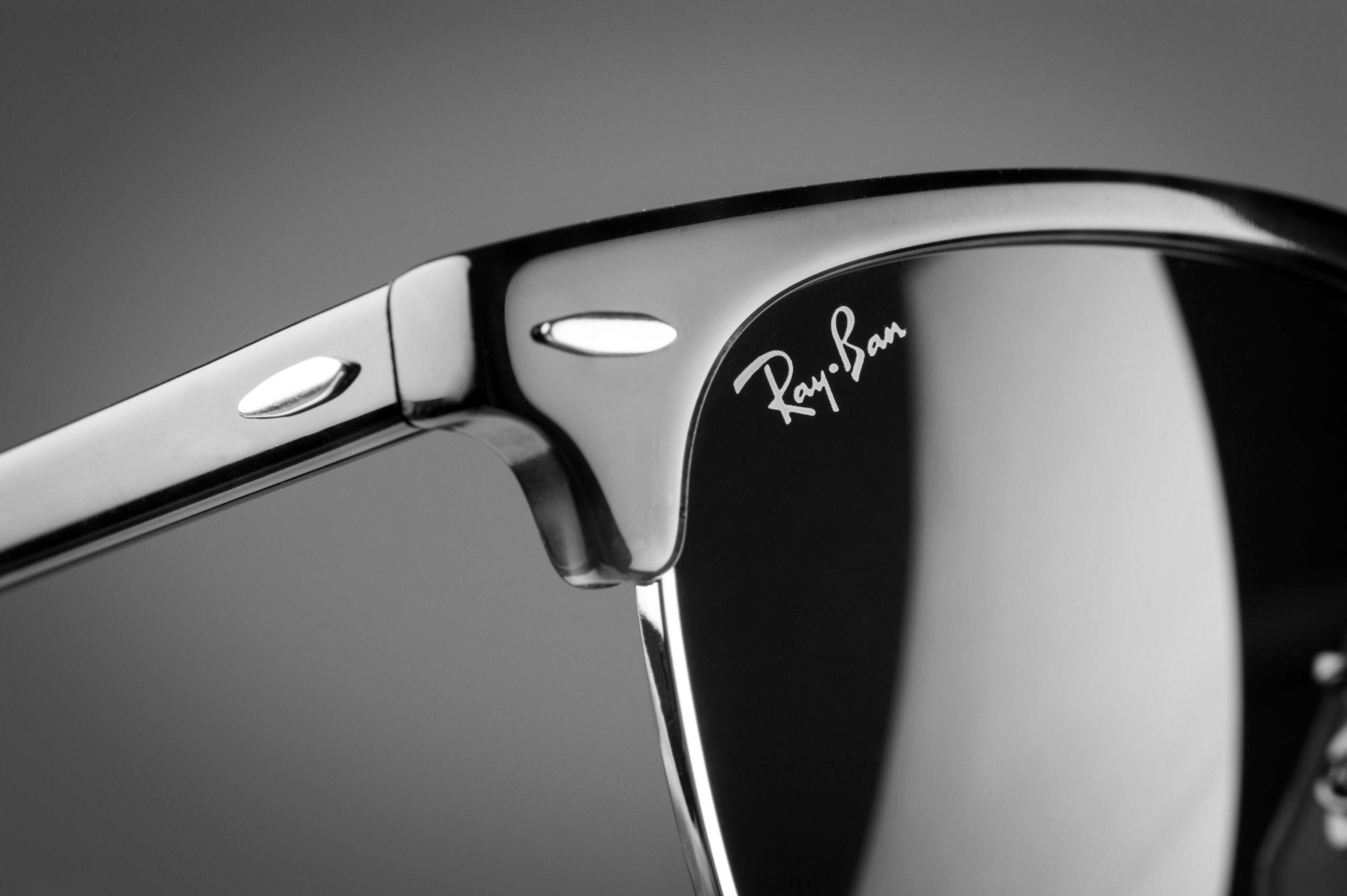 Odiseo taquigrafía Preocupado Los chollos de la semana en Amazon: unas gafas de sol Ray-Ban, un robot  aspirador Mellerware, los Samsung Smart Tags... | Bazar EL MUNDO: Ofertas y  regalos