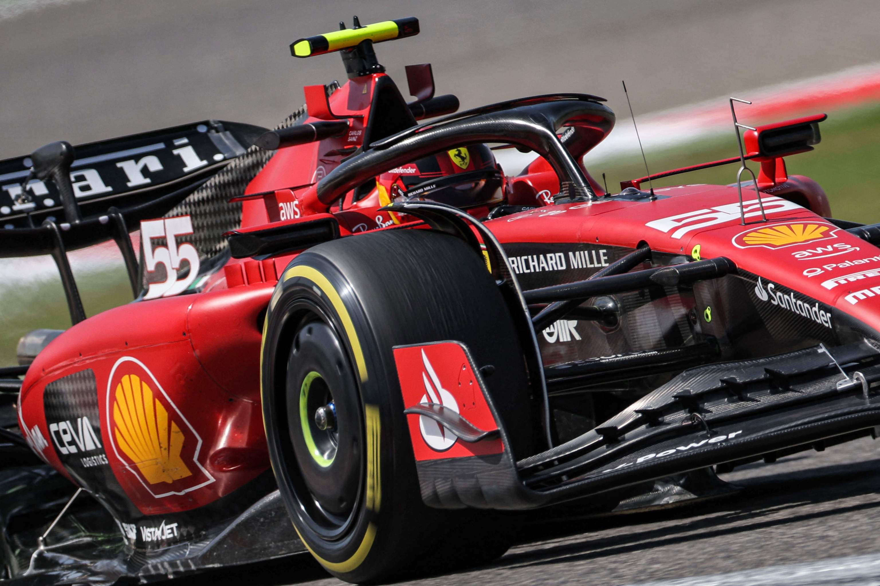 Carlos Sainz, a bordo de su Ferrari.