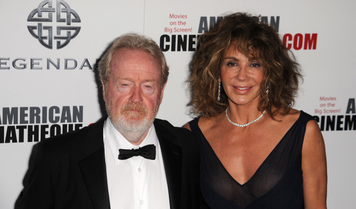 El director Ridley Scott y su esposa, Giannina Facio.