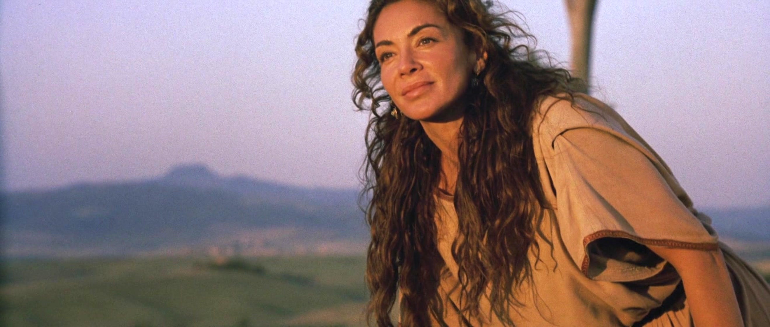 Giannina Facio, en Gladiator, donde interpreta a la mujer de Russell Crowe.
