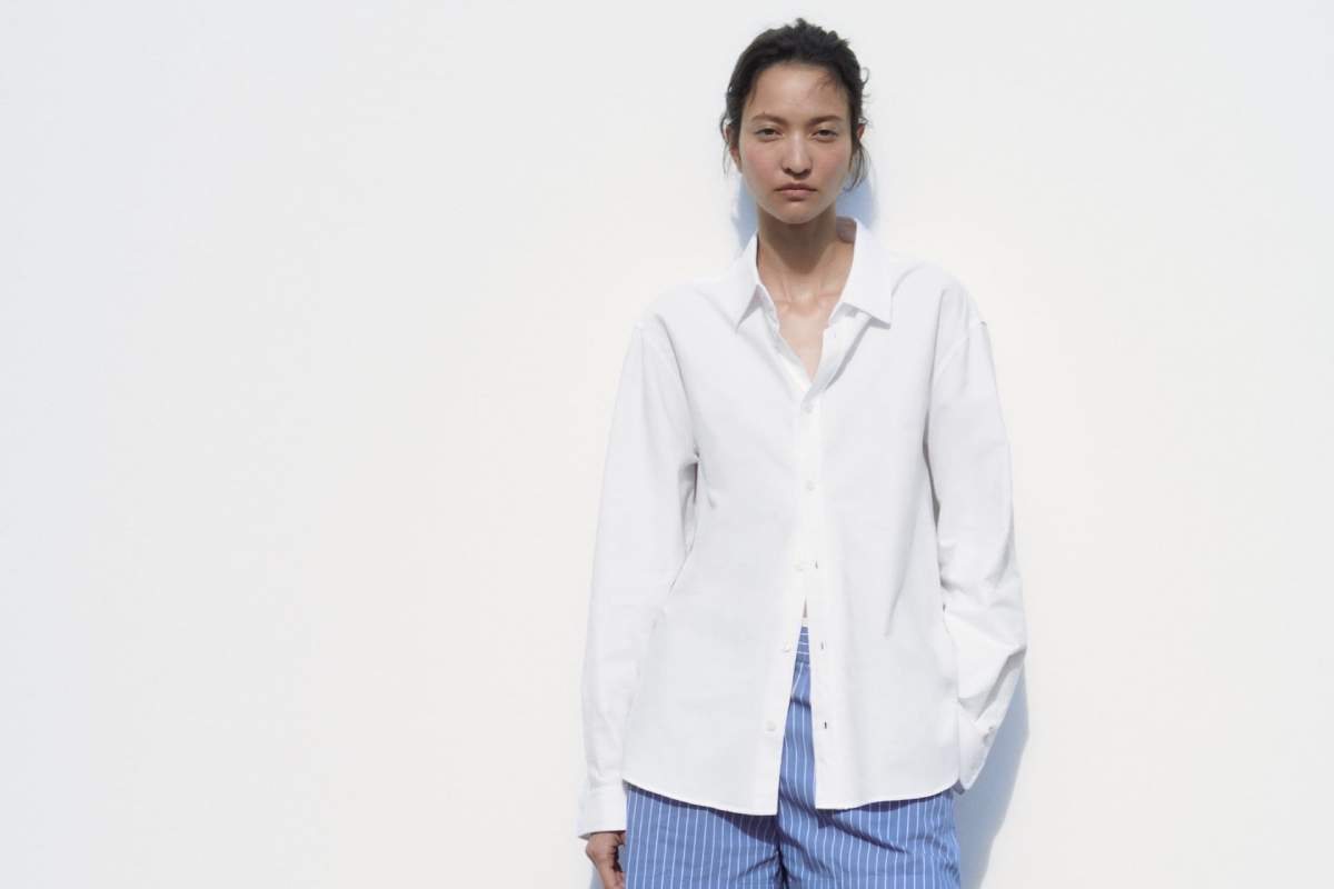 ALT: 10 camisas blancas de mujer que combinan con todo y además son tendencia, de Zara a H&M