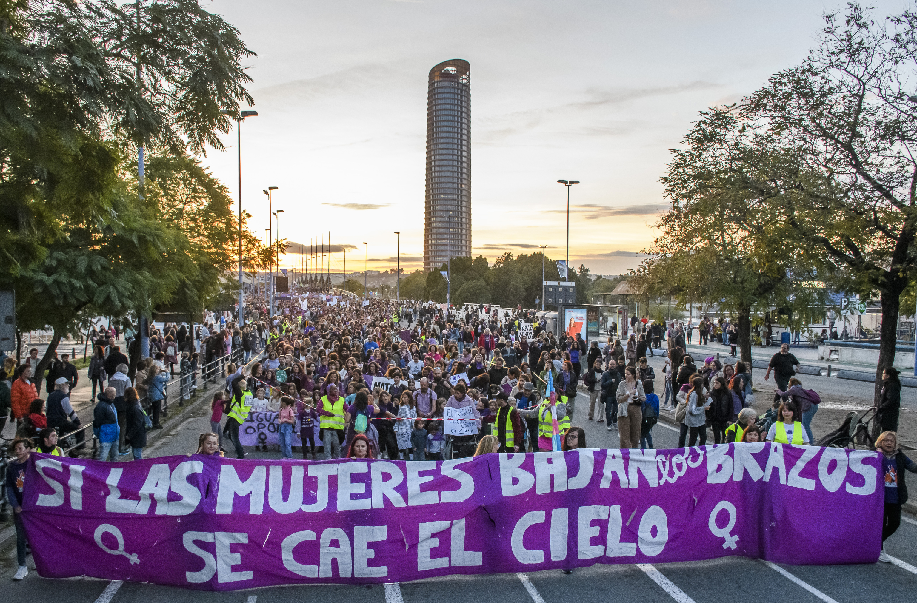 Manifestacin por las calles de Sevilla.
