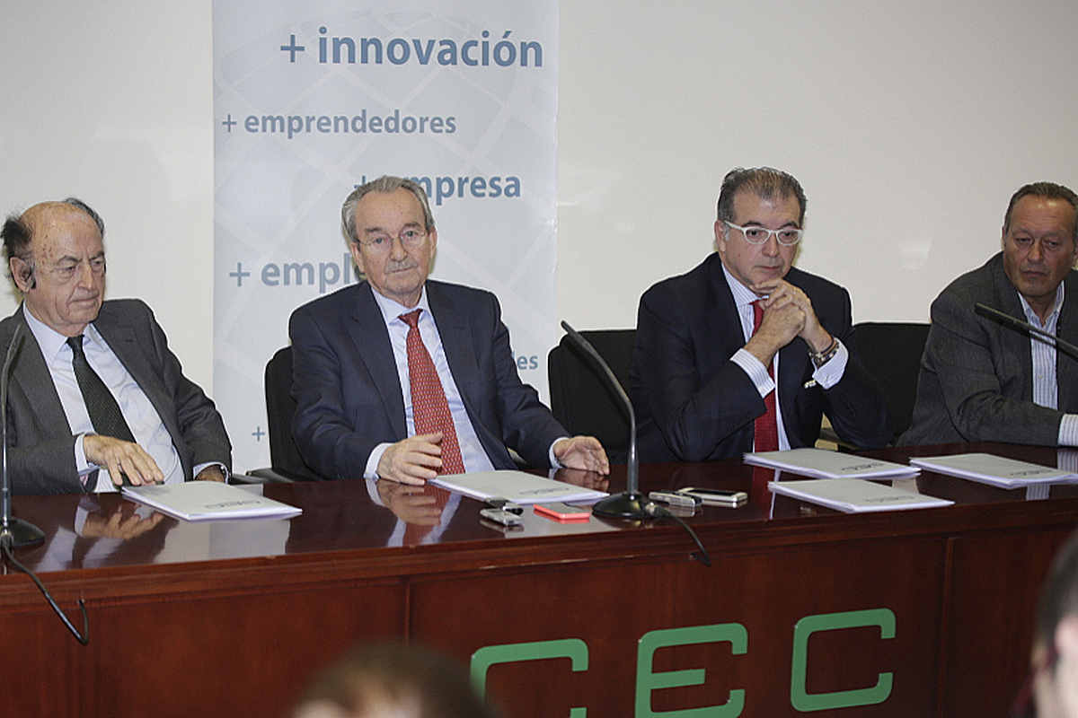 De izq. a dcha, Rafael Montero y Jos Roca, dirigentes de la Confederacin de Empresas de Castelln.