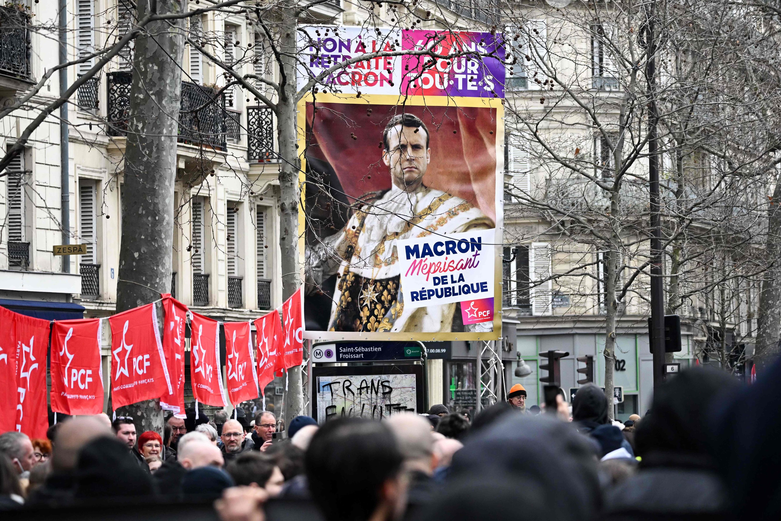 Protesta contra la reforma de las pensiones impulsada por Macron.