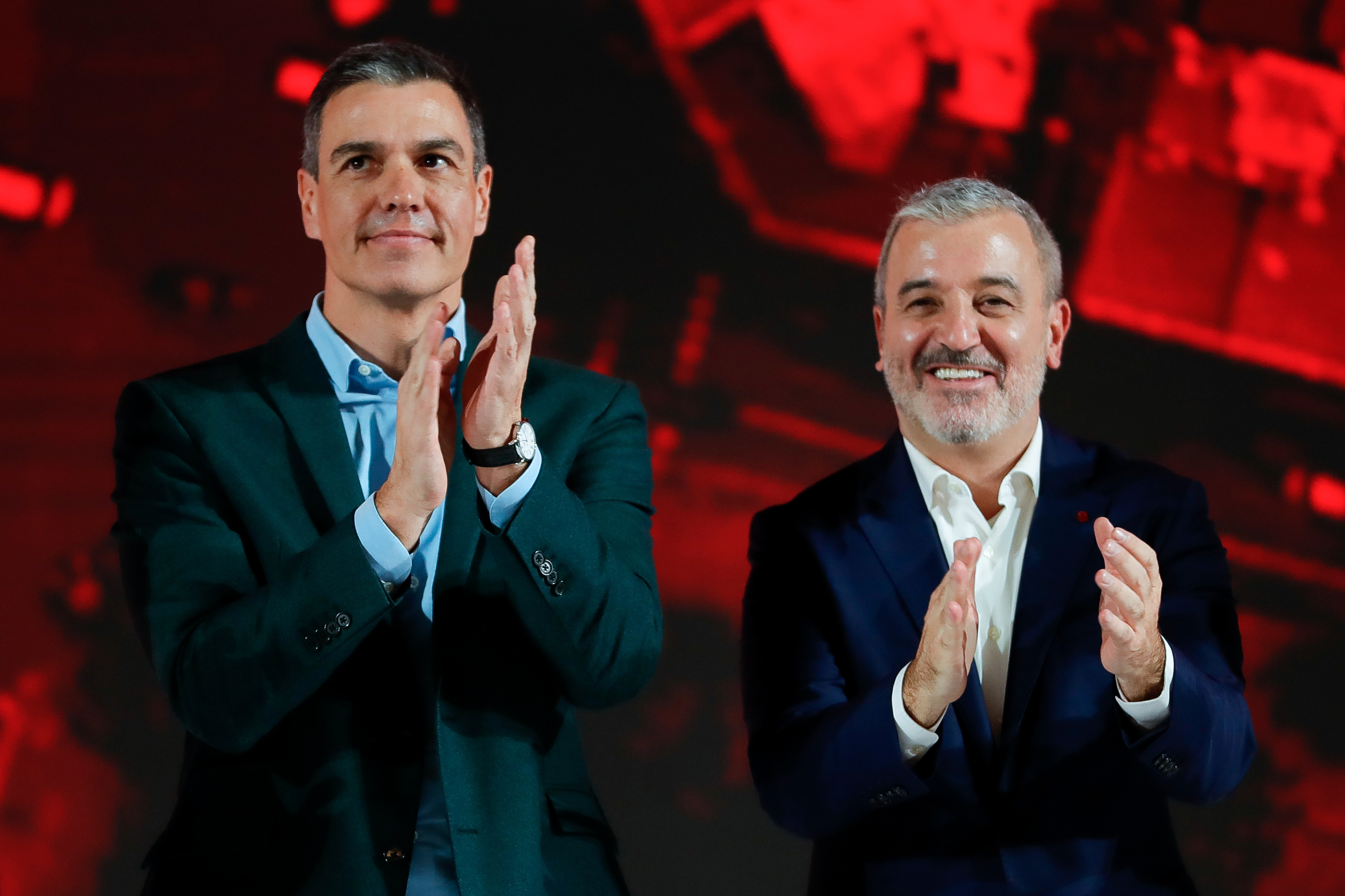 Pedro Snchez y Jaume Collboni, durante la presentacin de la candidatura de ste a la Alcalda de Barcelona.