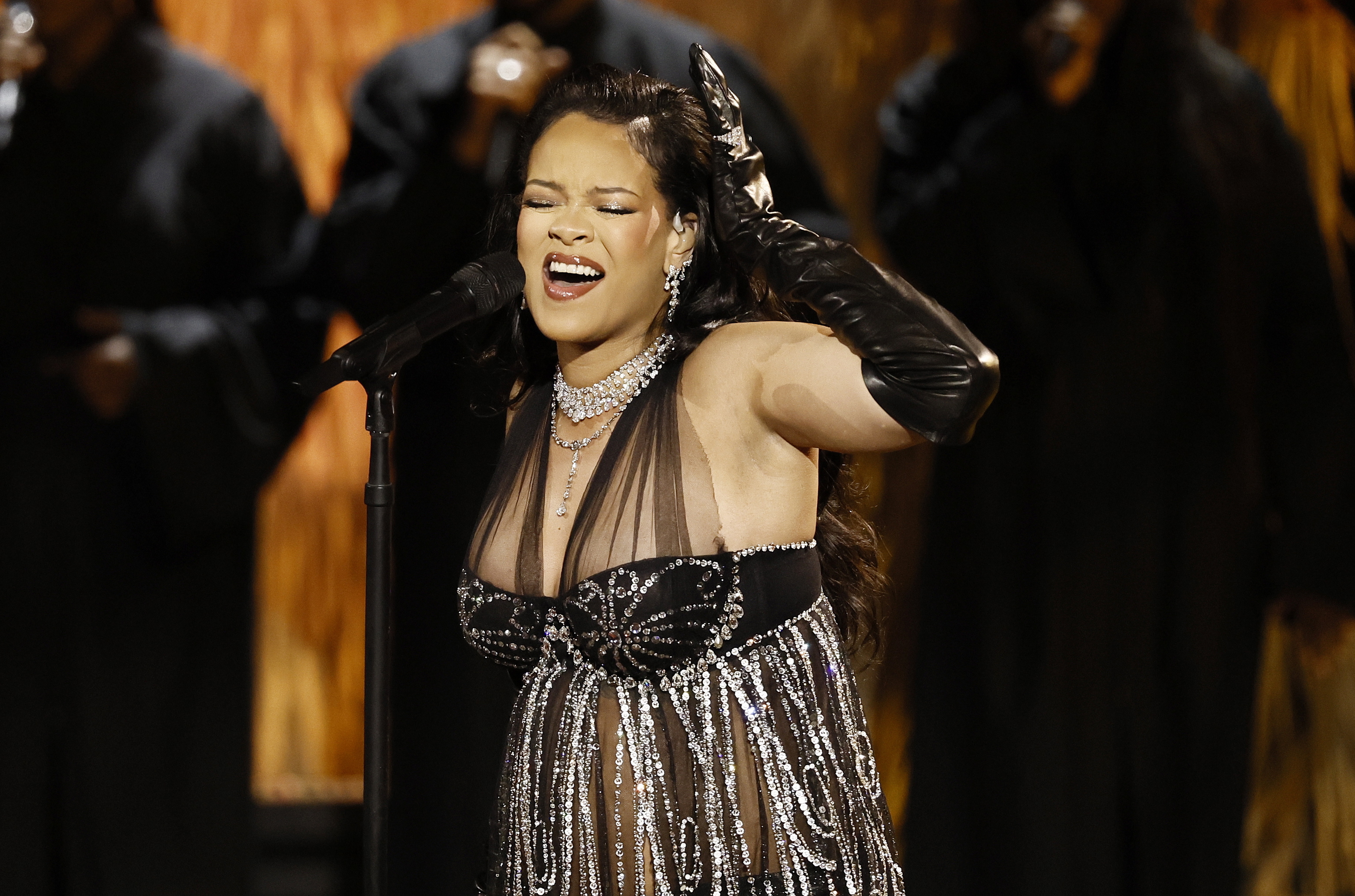 Rihanna, durante su actuación en los Oscar.